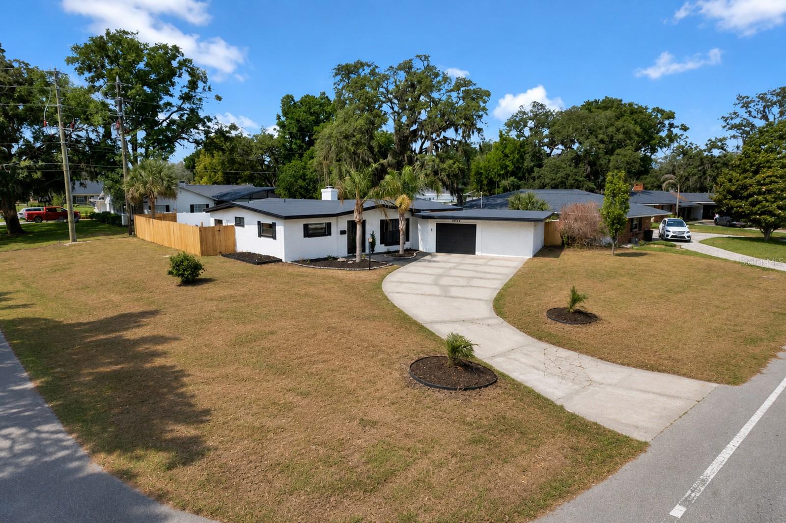 2464 DERBYSHIRE RD, MAITLAND, FL, 32751