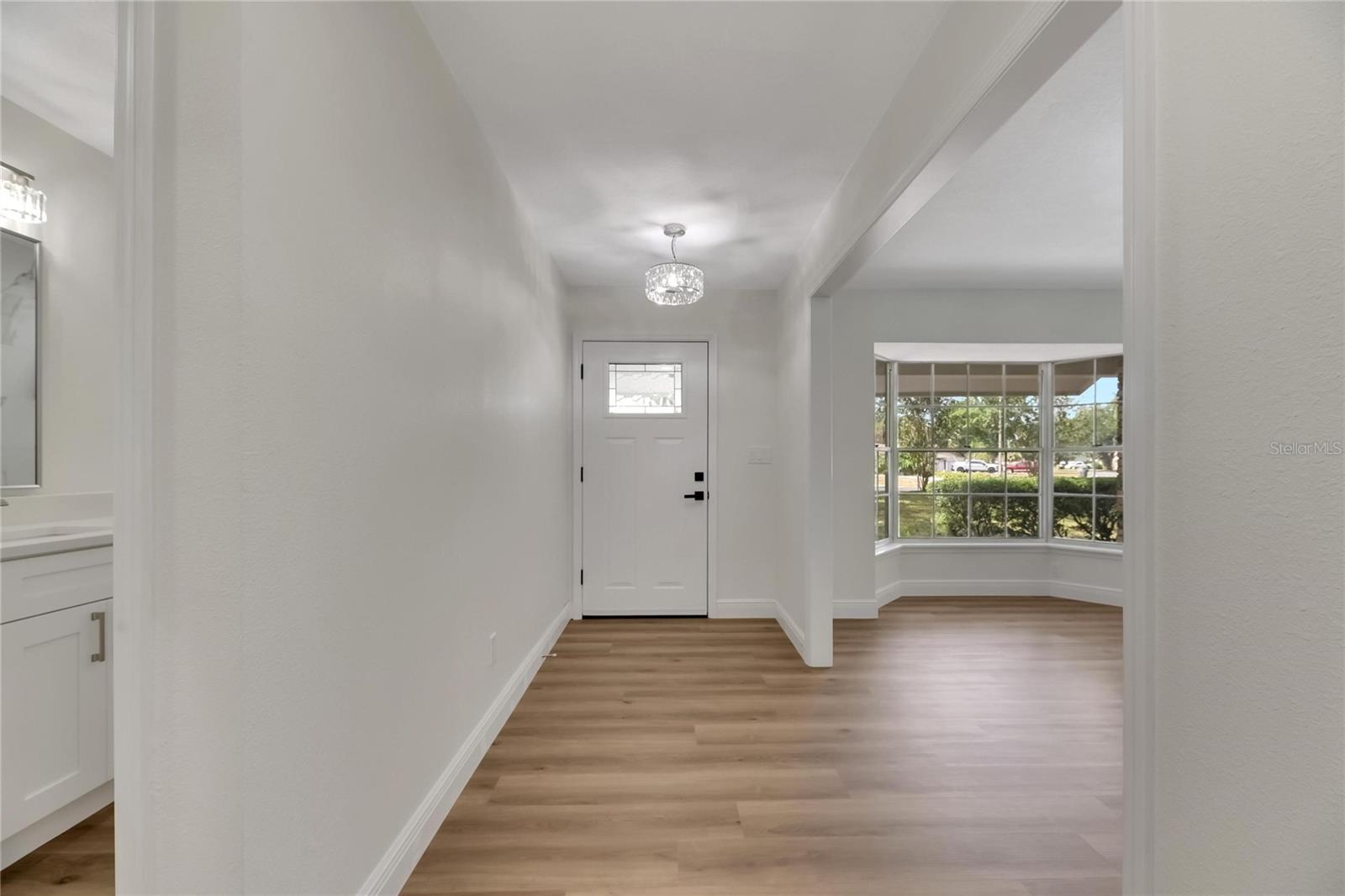 2207 PARKWOOD DR, VALRICO, FL, 33594