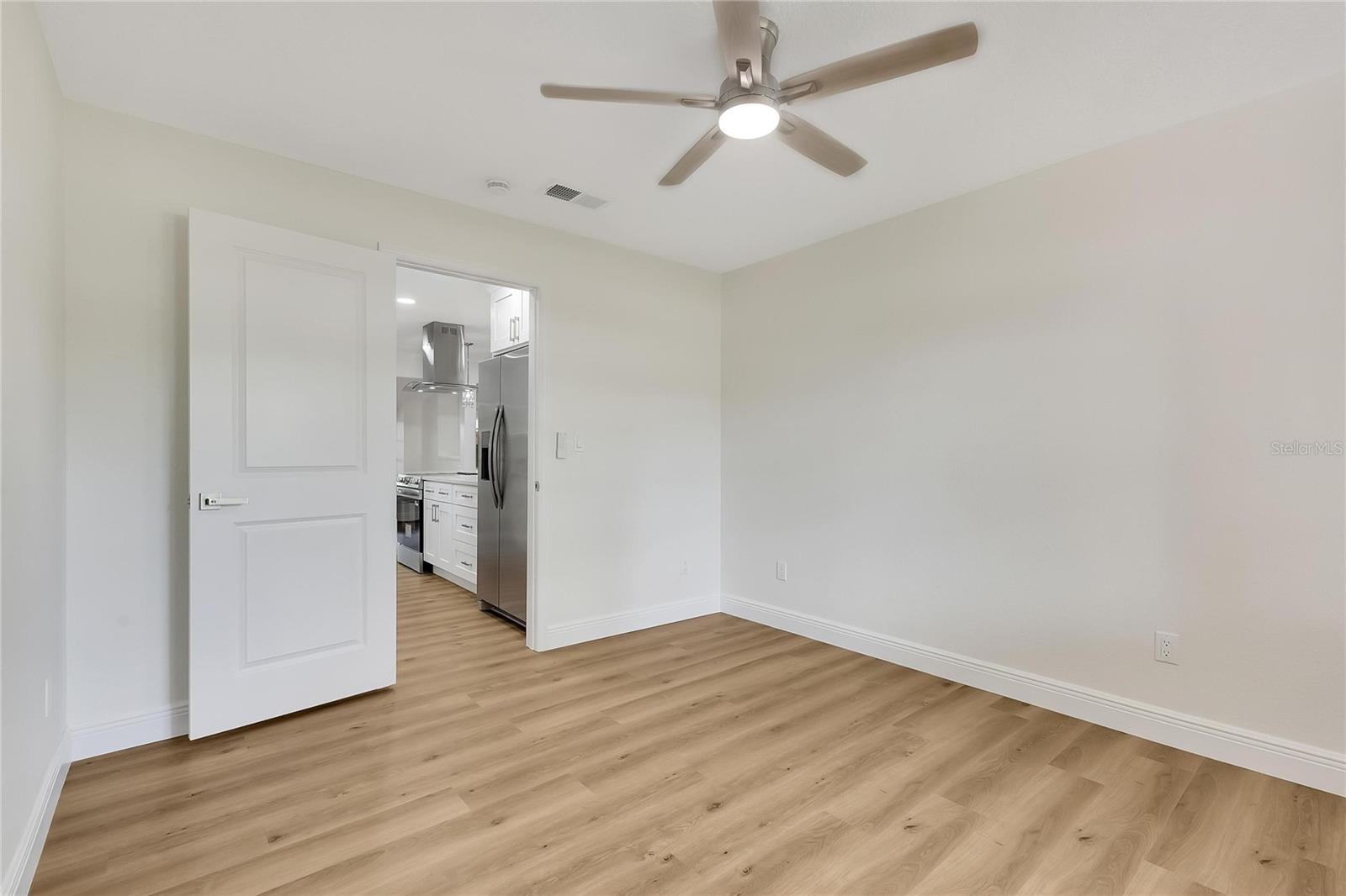 2207 PARKWOOD DR, VALRICO, FL, 33594
