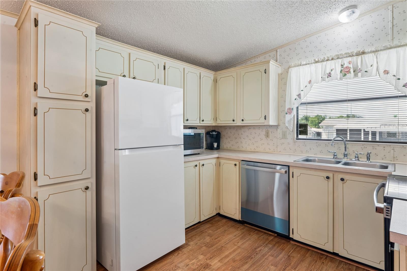 37621 ROSALITA AVE, ZEPHYRHILLS, FL, 33541