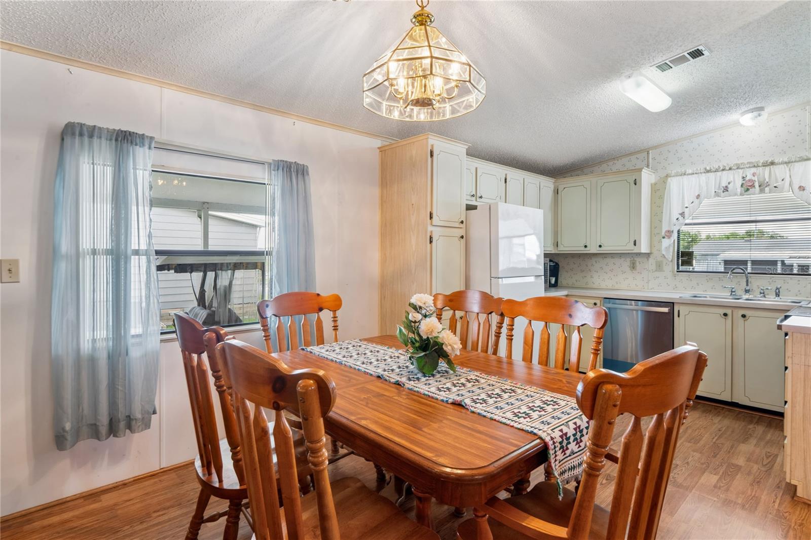 37621 ROSALITA AVE, ZEPHYRHILLS, FL, 33541