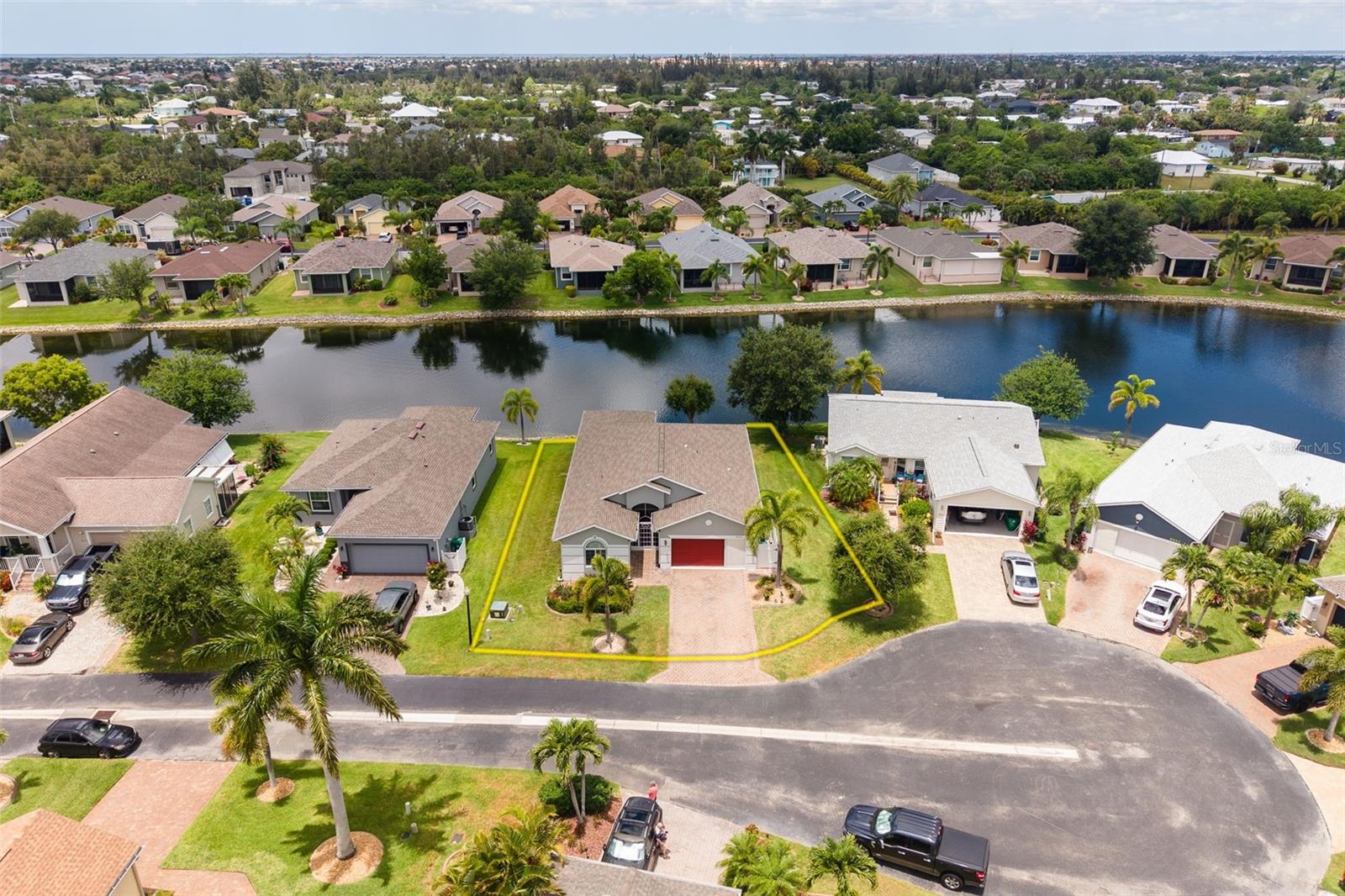 8648 LAKE FRONT CT, PUNTA GORDA, FL, 33950