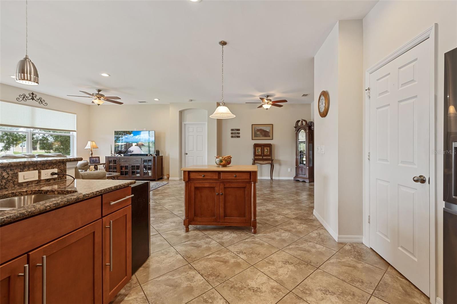 8648 LAKE FRONT CT, PUNTA GORDA, FL, 33950