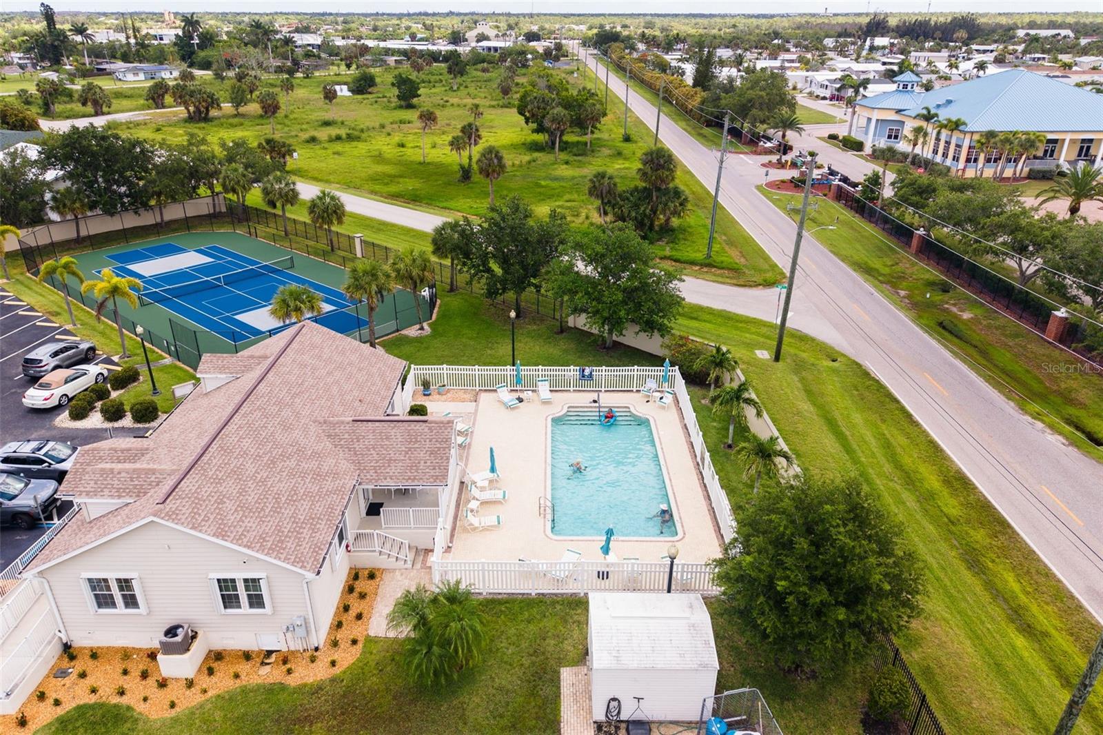 8648 LAKE FRONT CT, PUNTA GORDA, FL, 33950