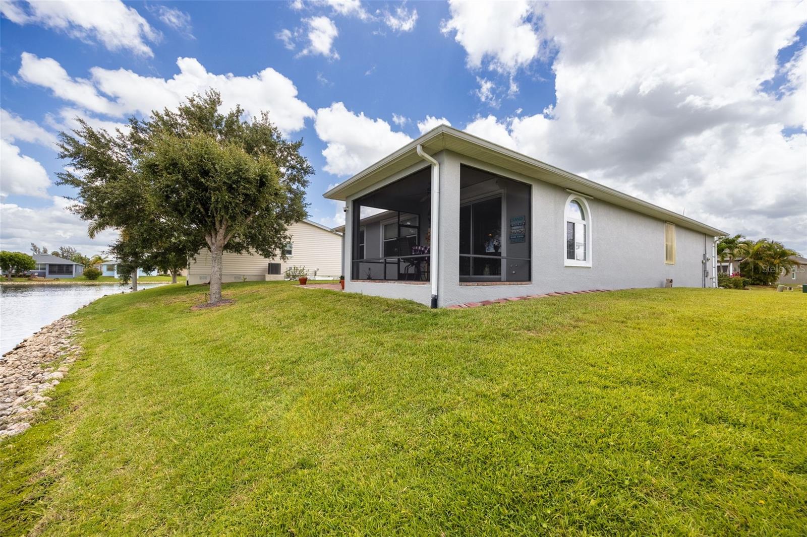 8648 LAKE FRONT CT, PUNTA GORDA, FL, 33950