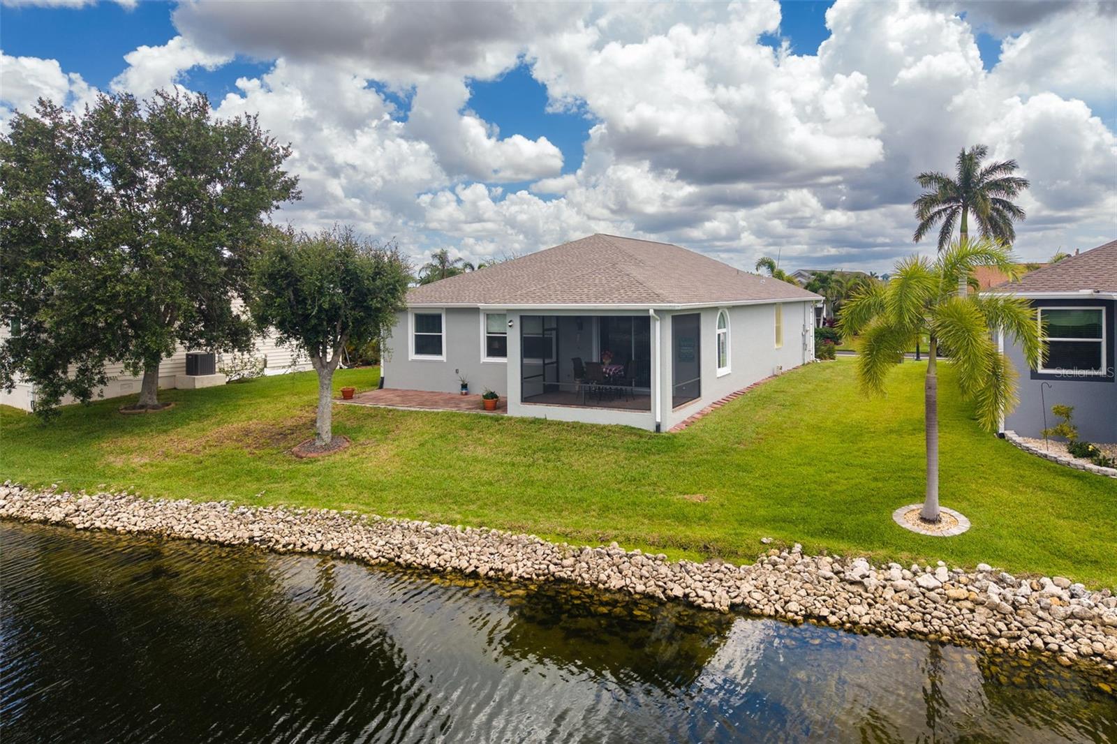 8648 LAKE FRONT CT, PUNTA GORDA, FL, 33950