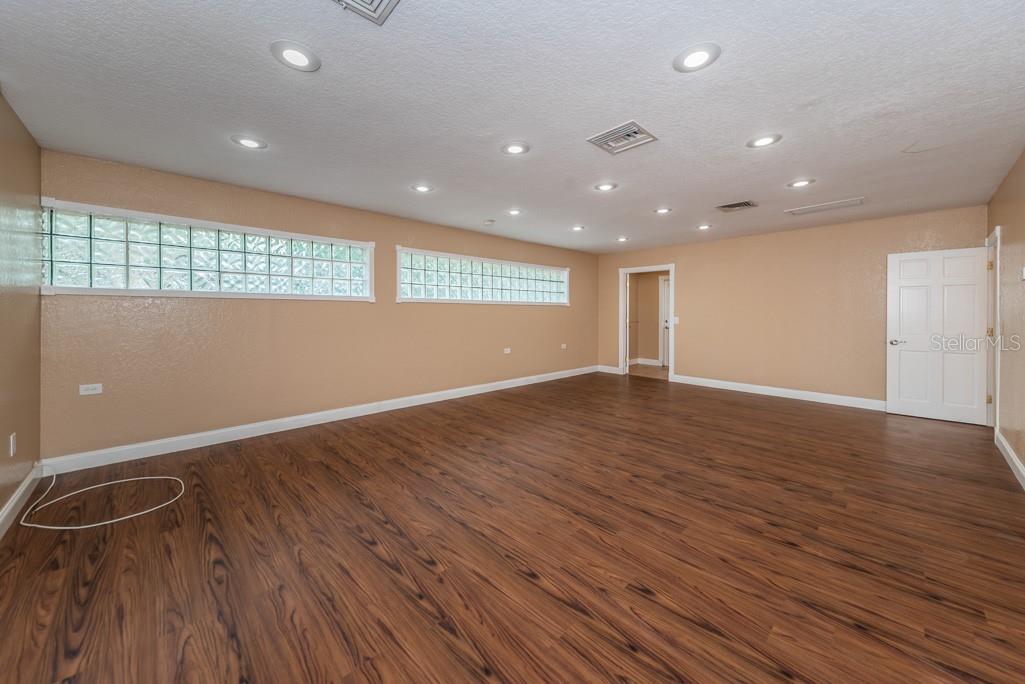 410 S AURORA, CLEARWATER, FL, 33765