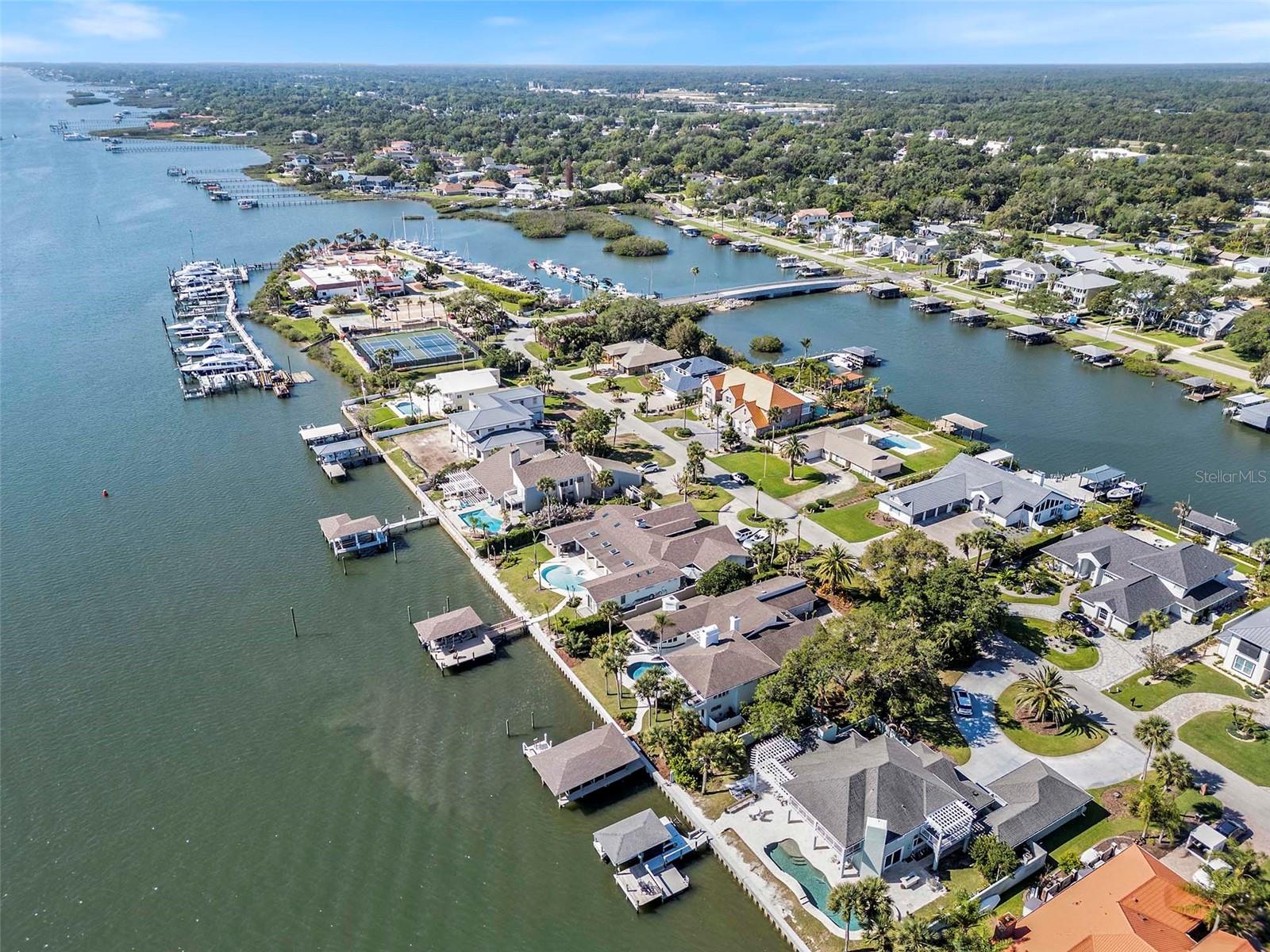 1215 COMMODORE DR, NEW SMYRNA BEACH, FL, 32168