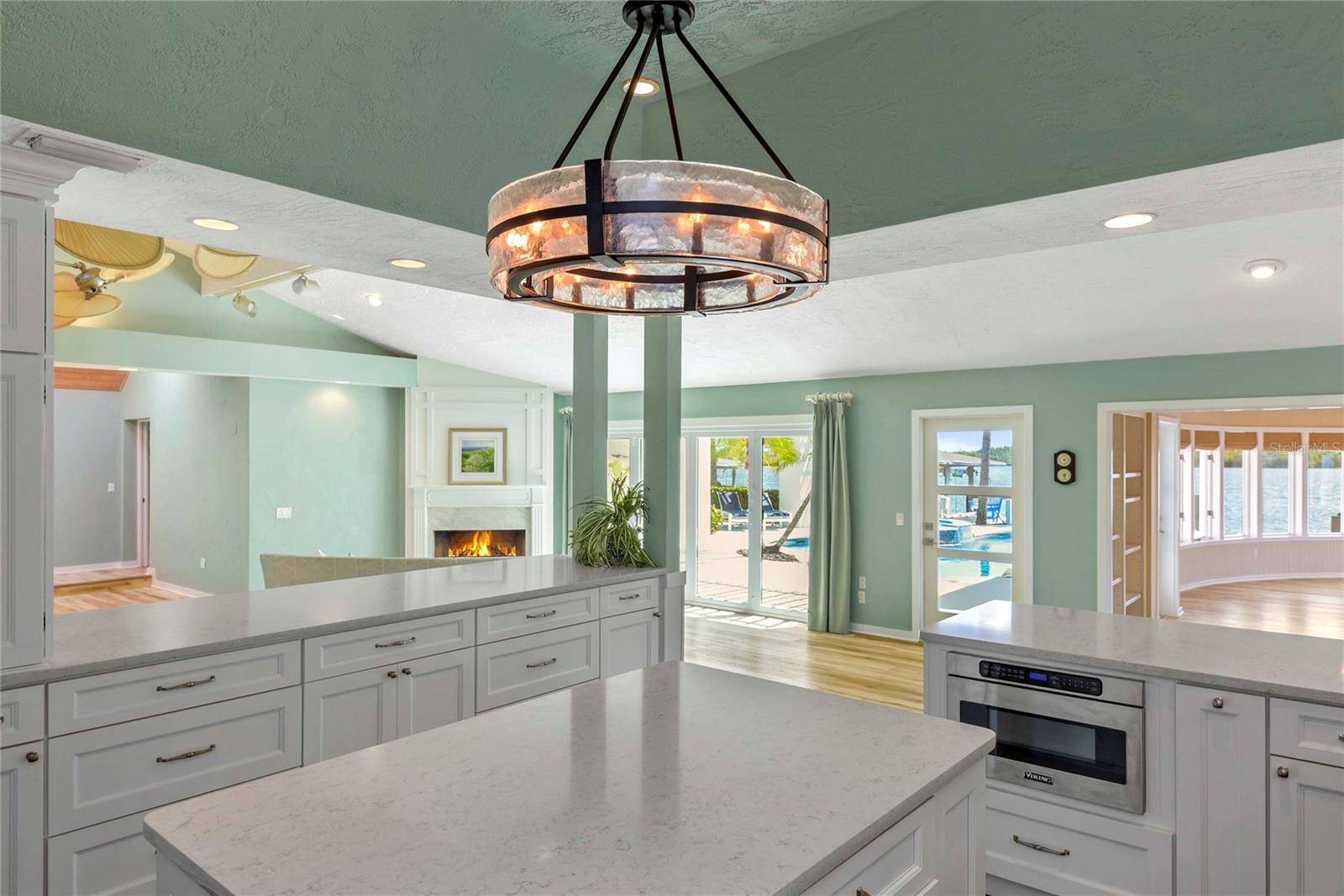 1215 COMMODORE DR, NEW SMYRNA BEACH, FL, 32168