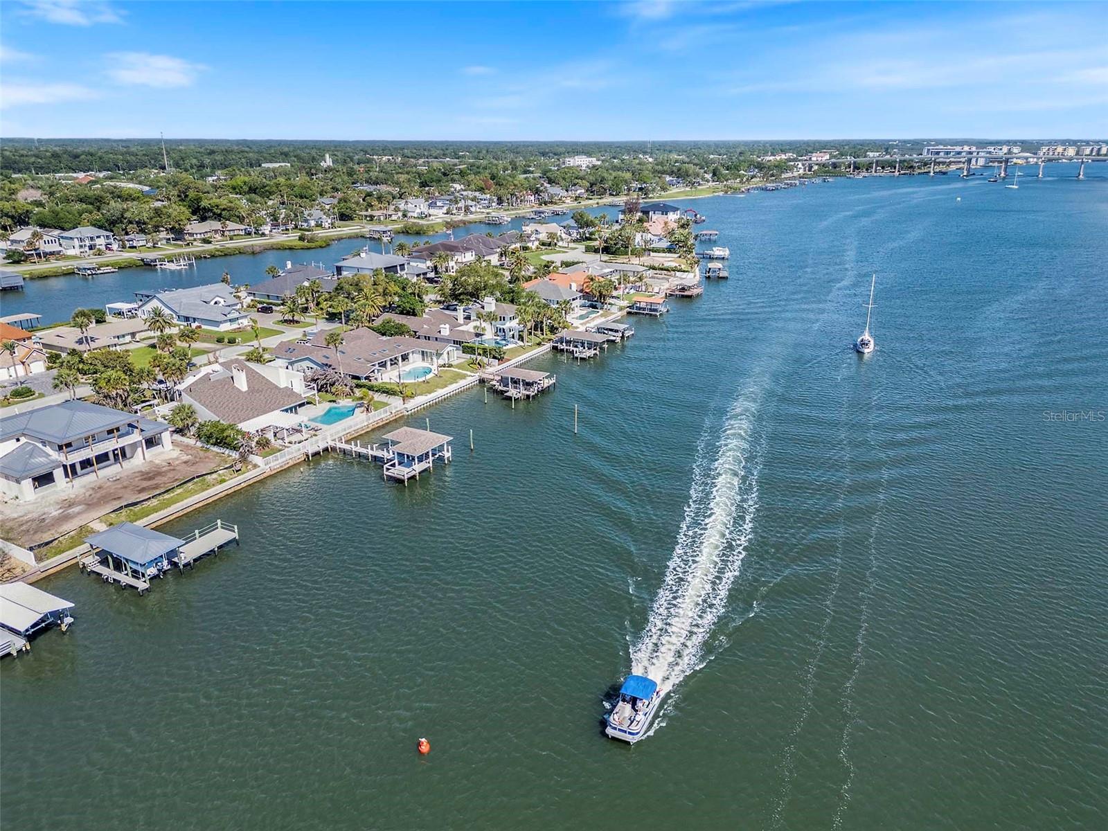 1215 COMMODORE DR, NEW SMYRNA BEACH, FL, 32168