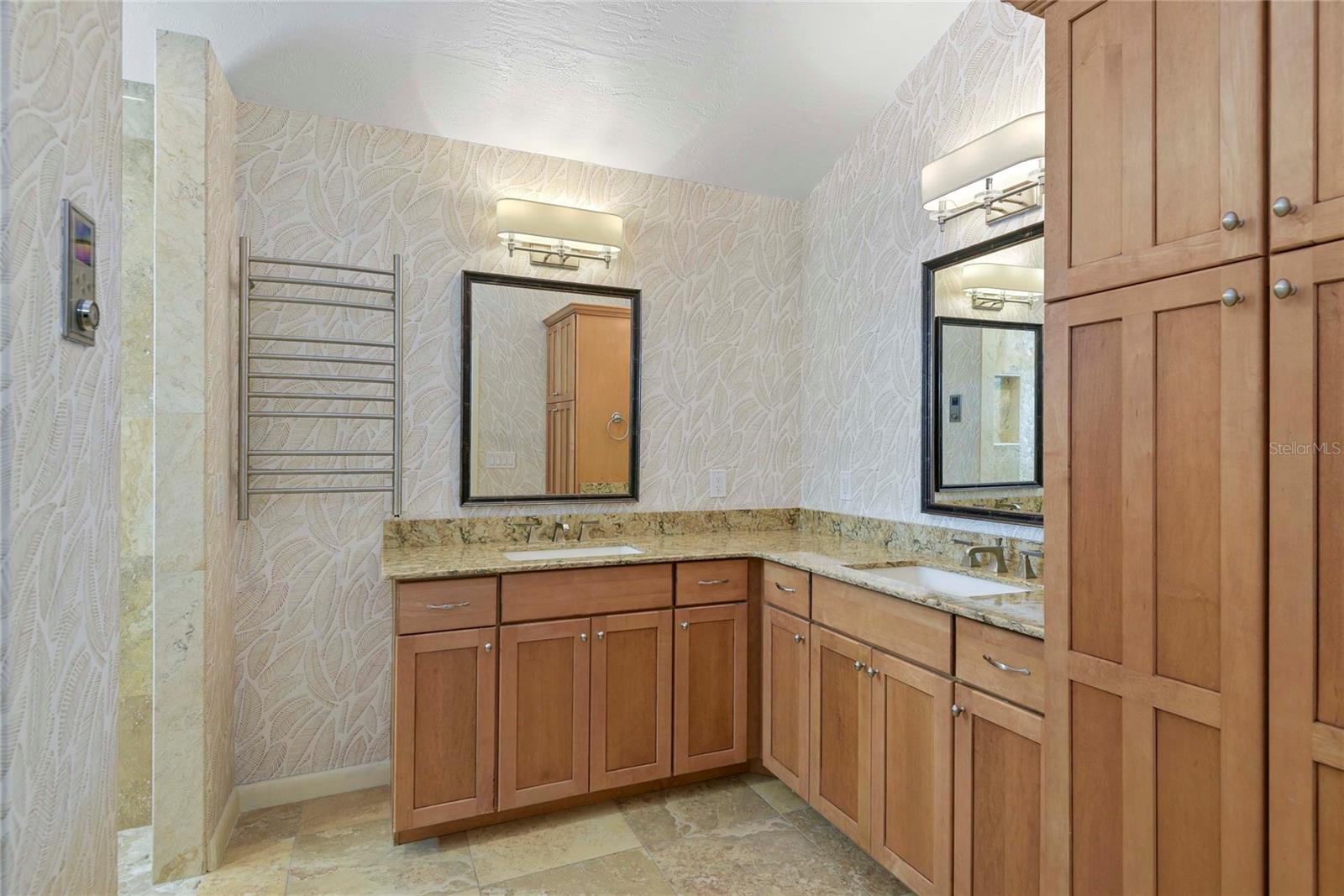 1215 COMMODORE DR, NEW SMYRNA BEACH, FL, 32168