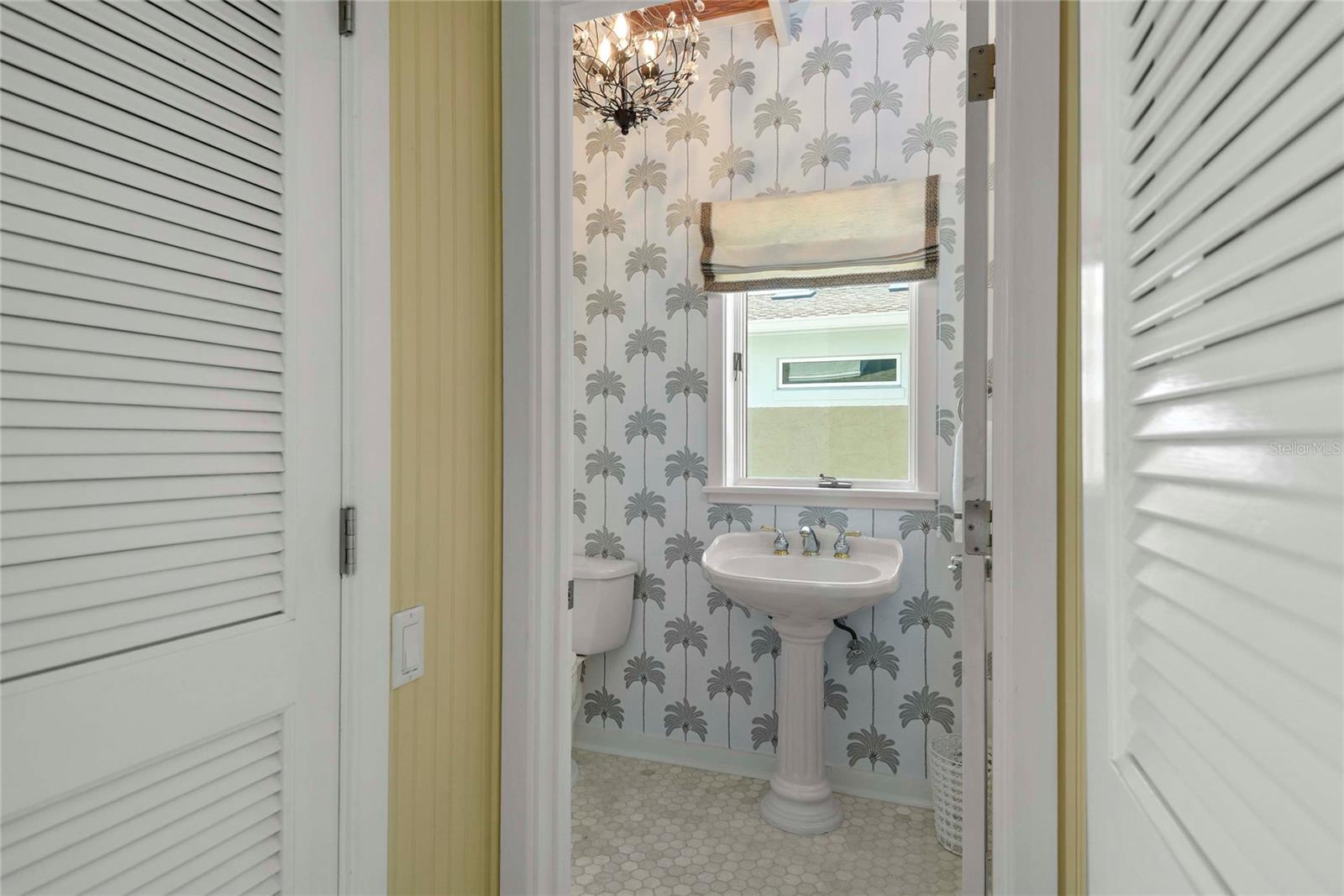 1215 COMMODORE DR, NEW SMYRNA BEACH, FL, 32168