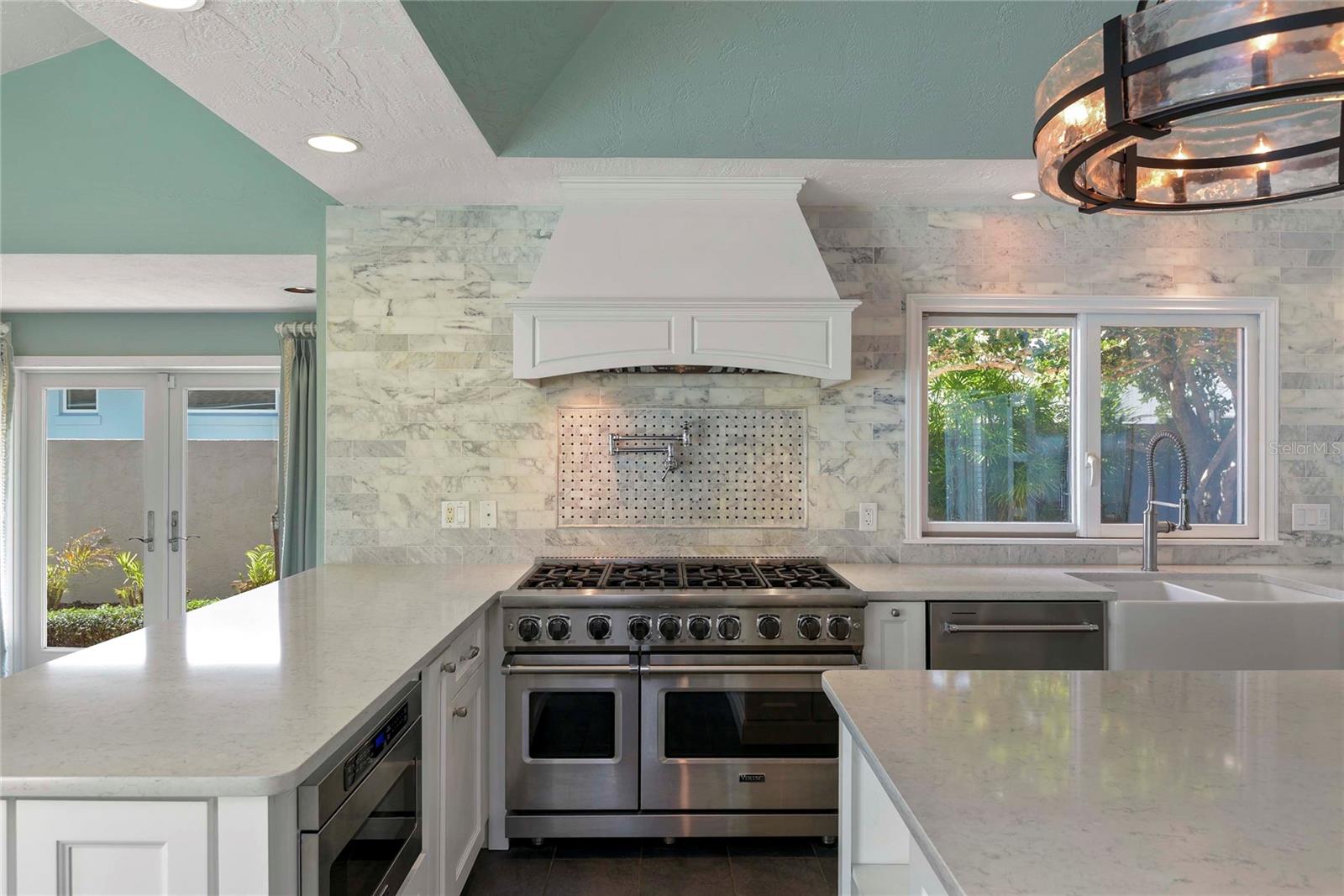1215 COMMODORE DR, NEW SMYRNA BEACH, FL, 32168