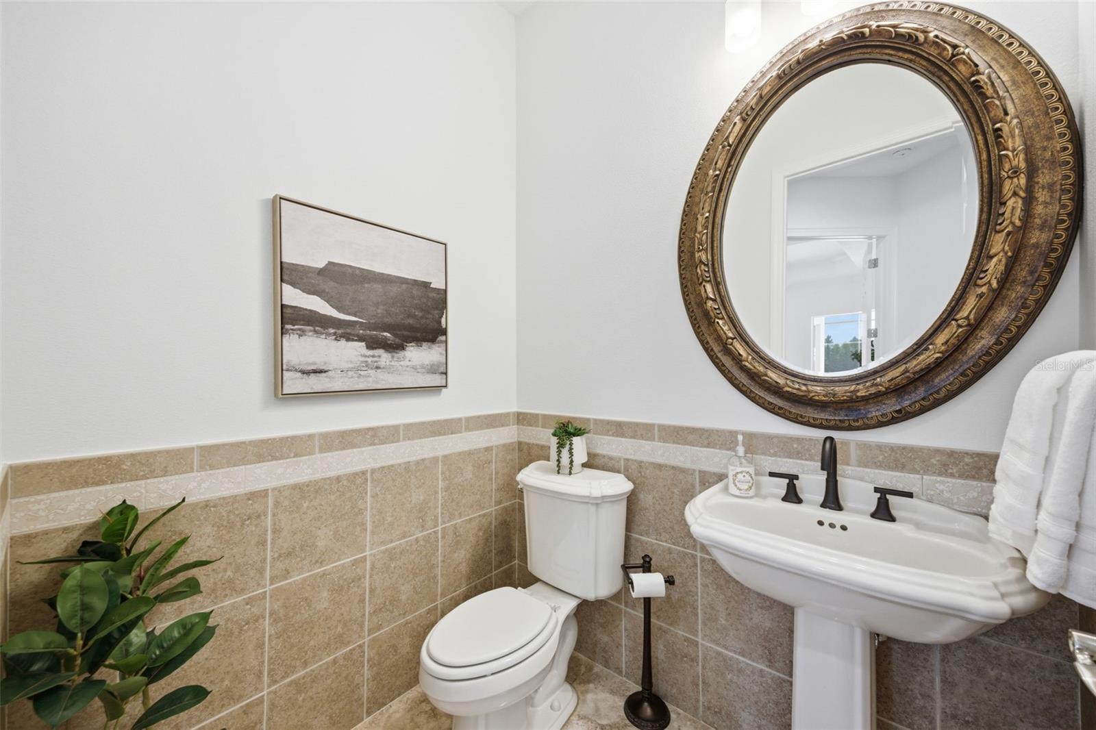 9409 TREE TOPS LAKE RD, TAMPA, FL, 33626