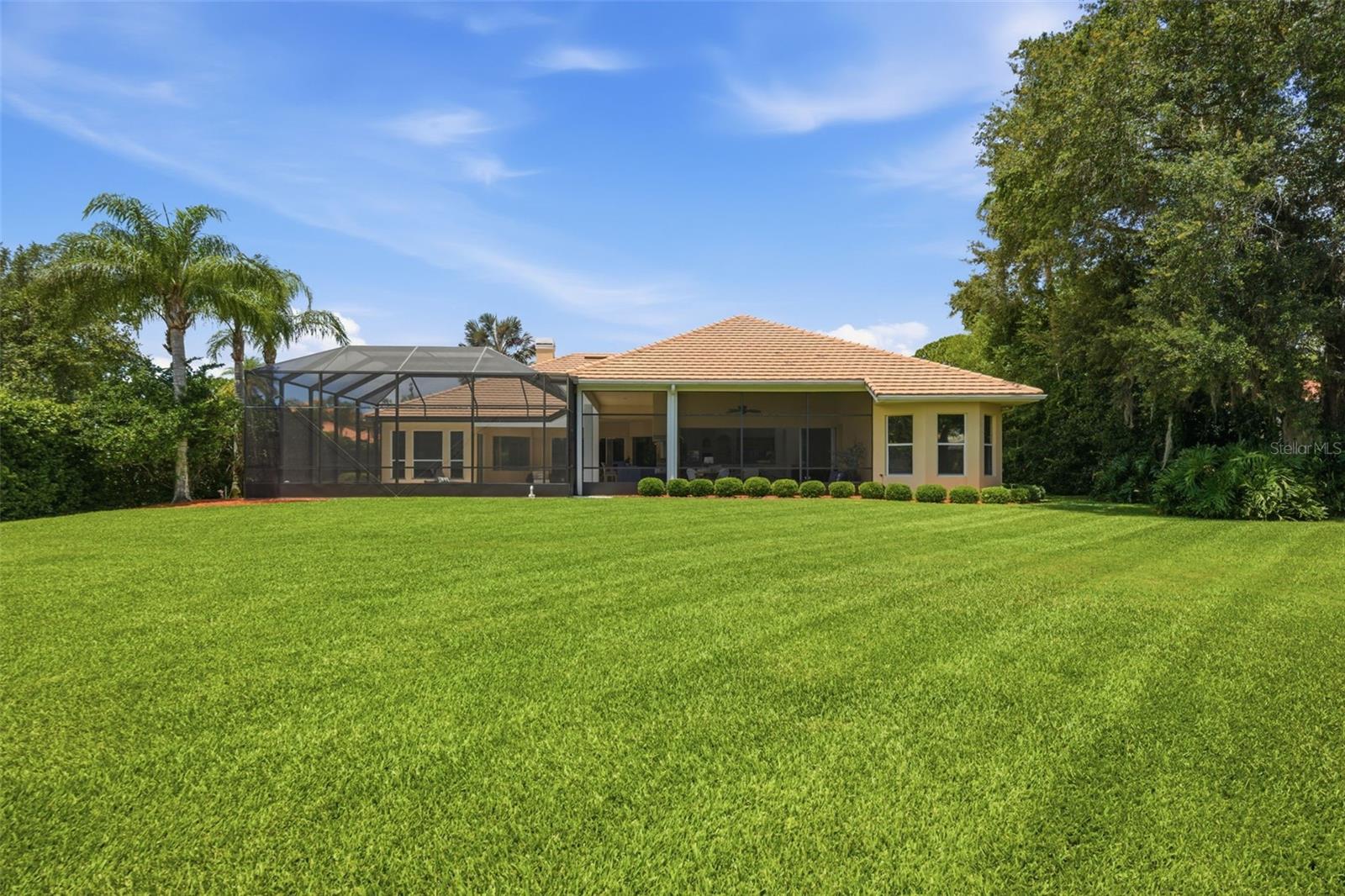 9409 TREE TOPS LAKE RD, TAMPA, FL, 33626