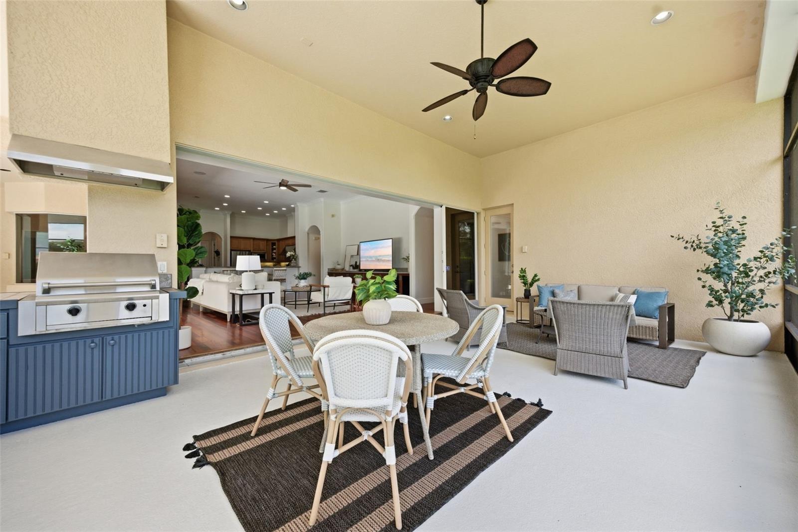 9409 TREE TOPS LAKE RD, TAMPA, FL, 33626