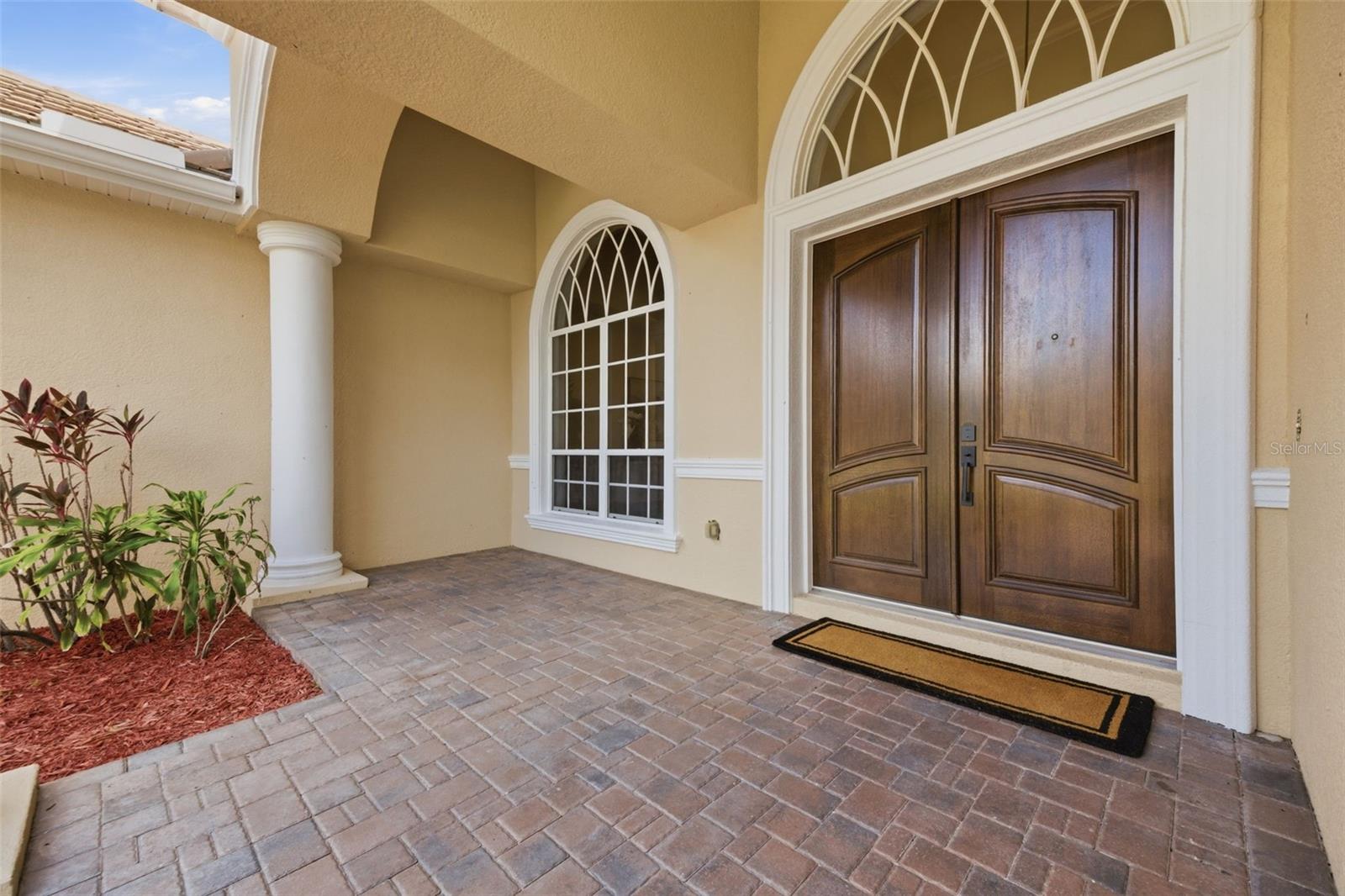 9409 TREE TOPS LAKE RD, TAMPA, FL, 33626