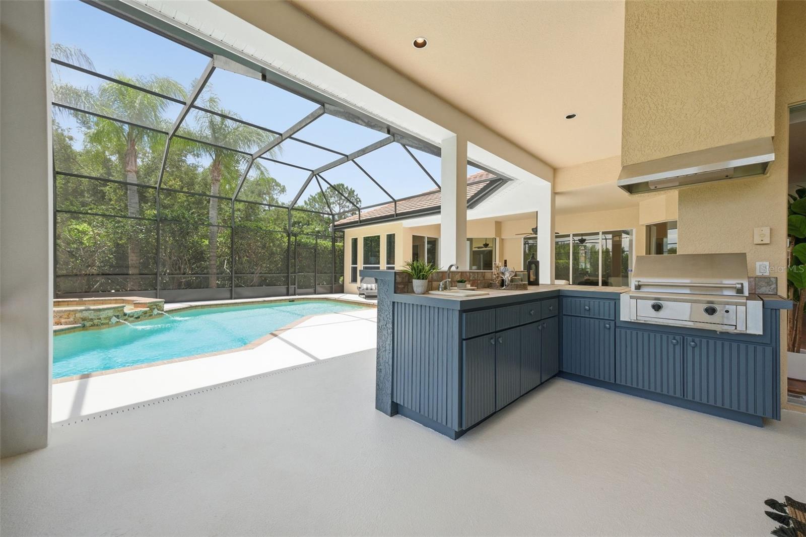 9409 TREE TOPS LAKE RD, TAMPA, FL, 33626
