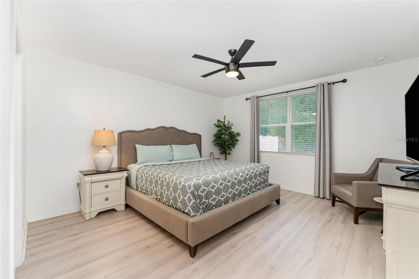 573 VISTA VILLAGES BLVD, DAVENPORT, FL, 33896
