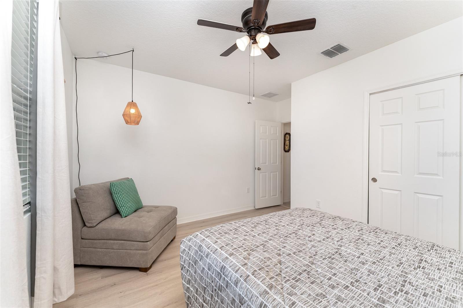 573 VISTA VILLAGES BLVD, DAVENPORT, FL, 33896