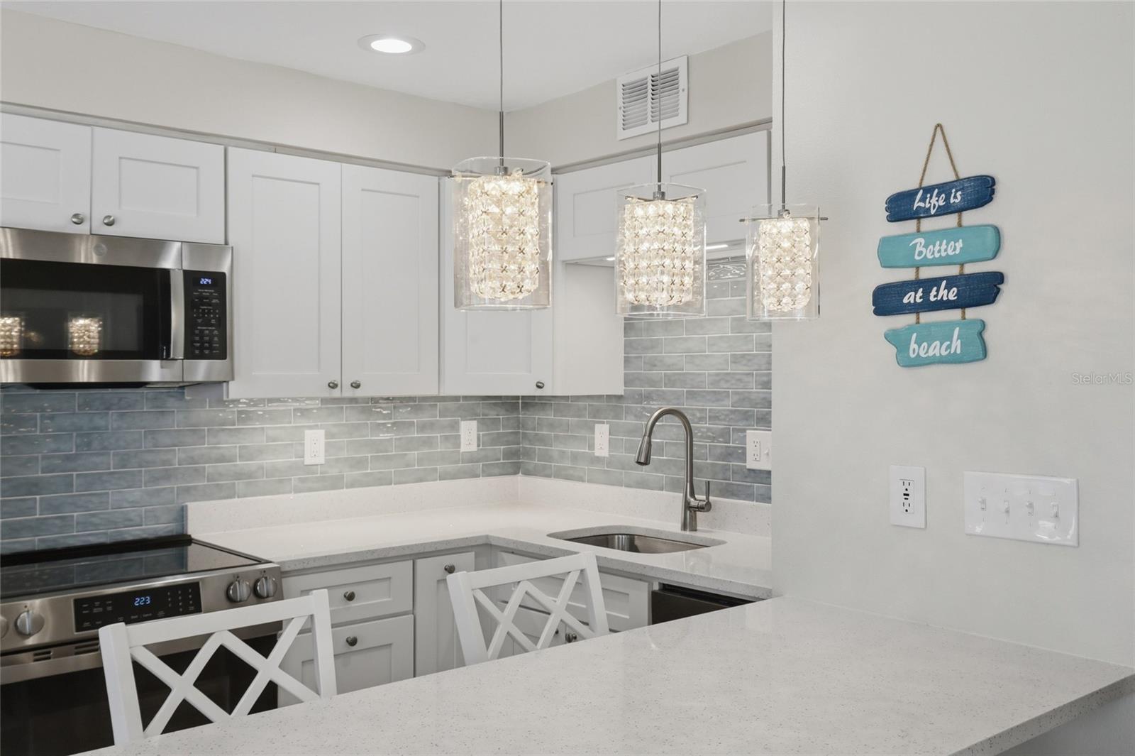 5950 MIDNIGHT PASS RD #101, SARASOTA, FL, 34242