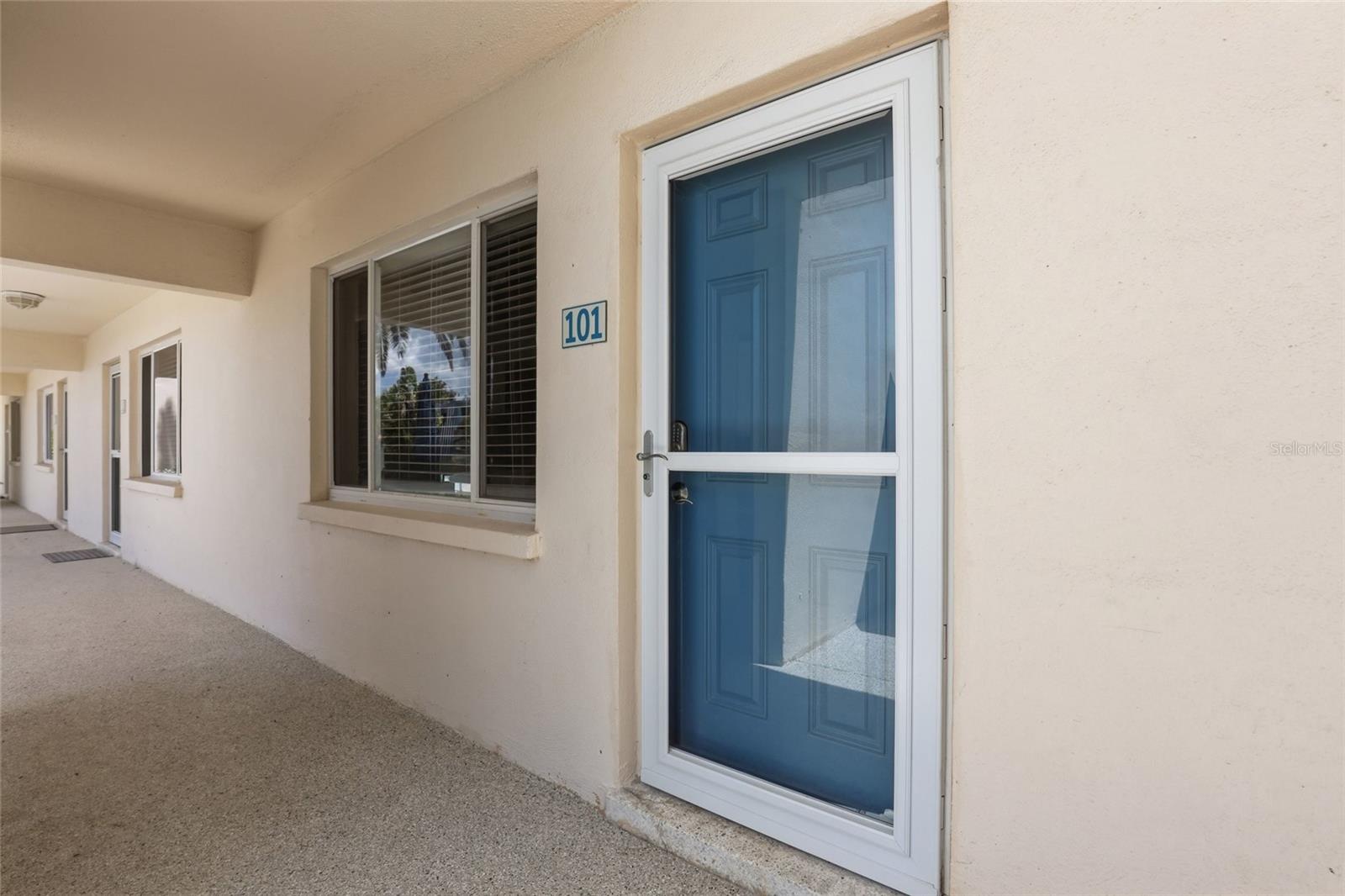 5950 MIDNIGHT PASS RD #101, SARASOTA, FL, 34242