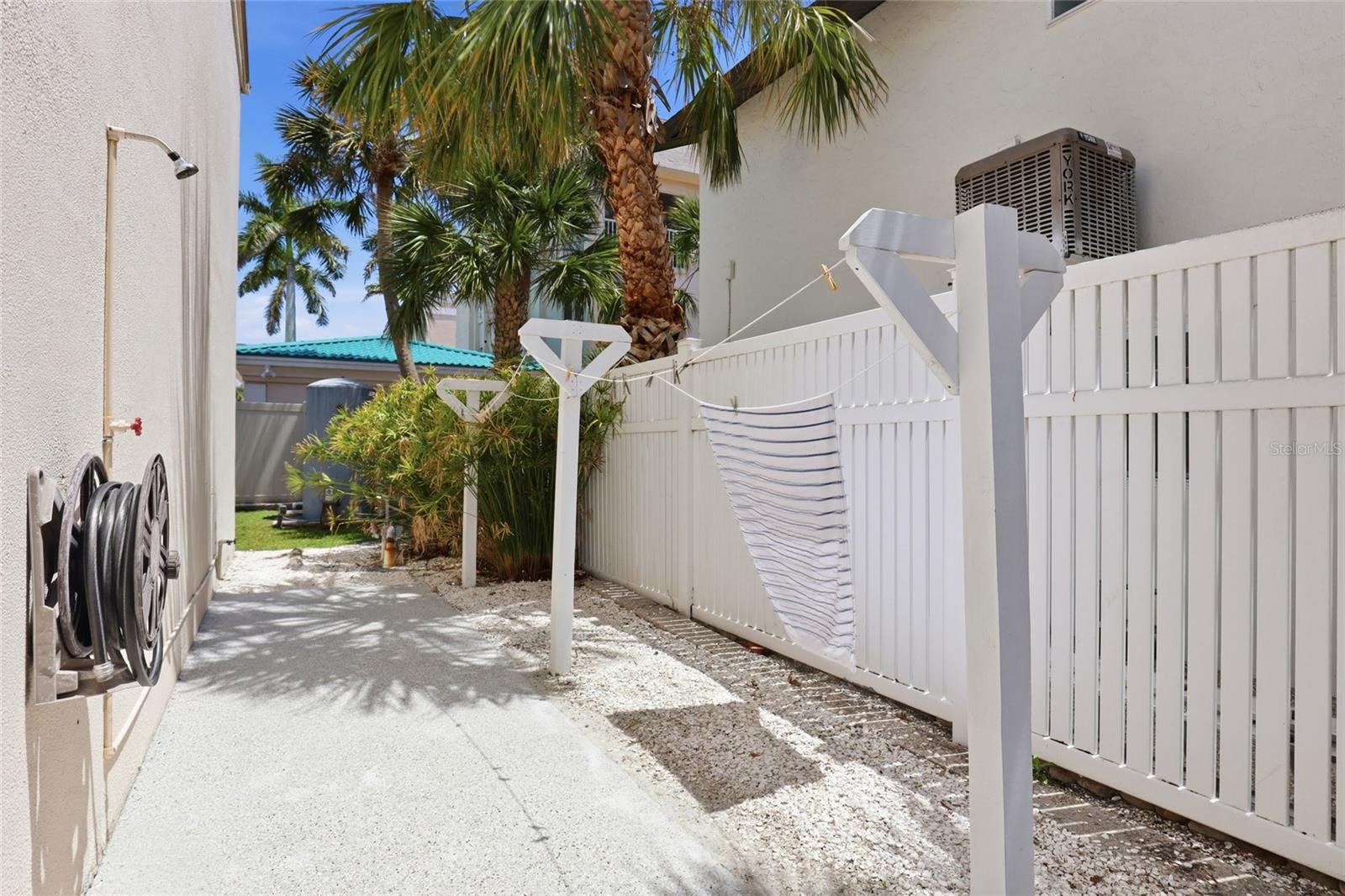 5950 MIDNIGHT PASS RD #101, SARASOTA, FL, 34242