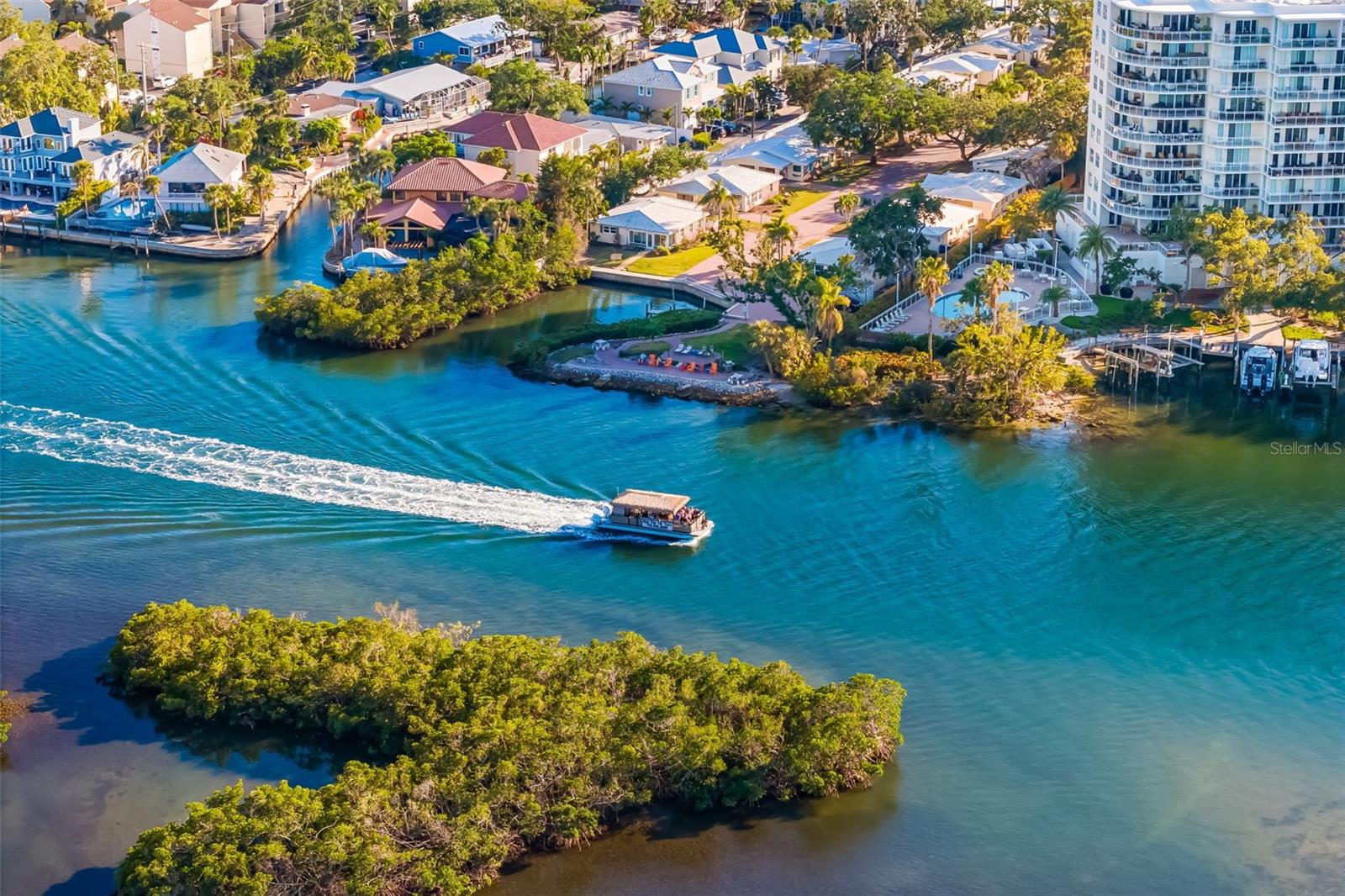 5950 MIDNIGHT PASS RD #101, SARASOTA, FL, 34242