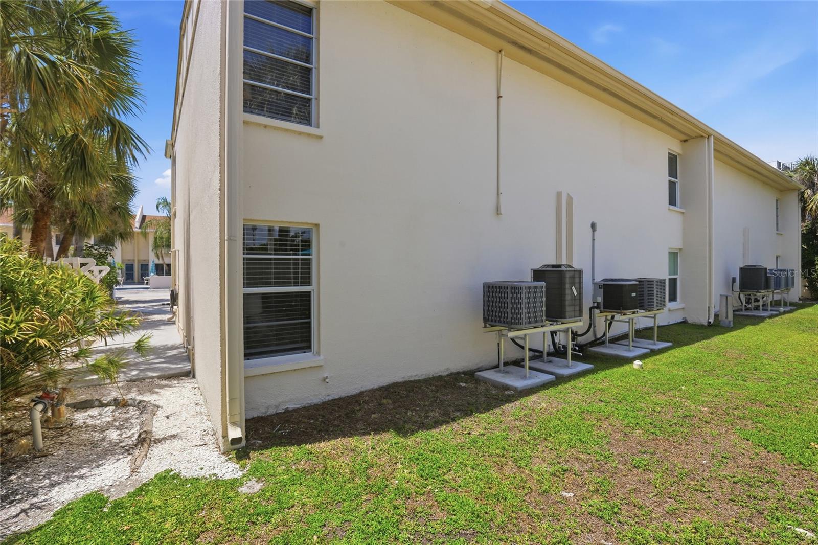 5950 MIDNIGHT PASS RD #101, SARASOTA, FL, 34242