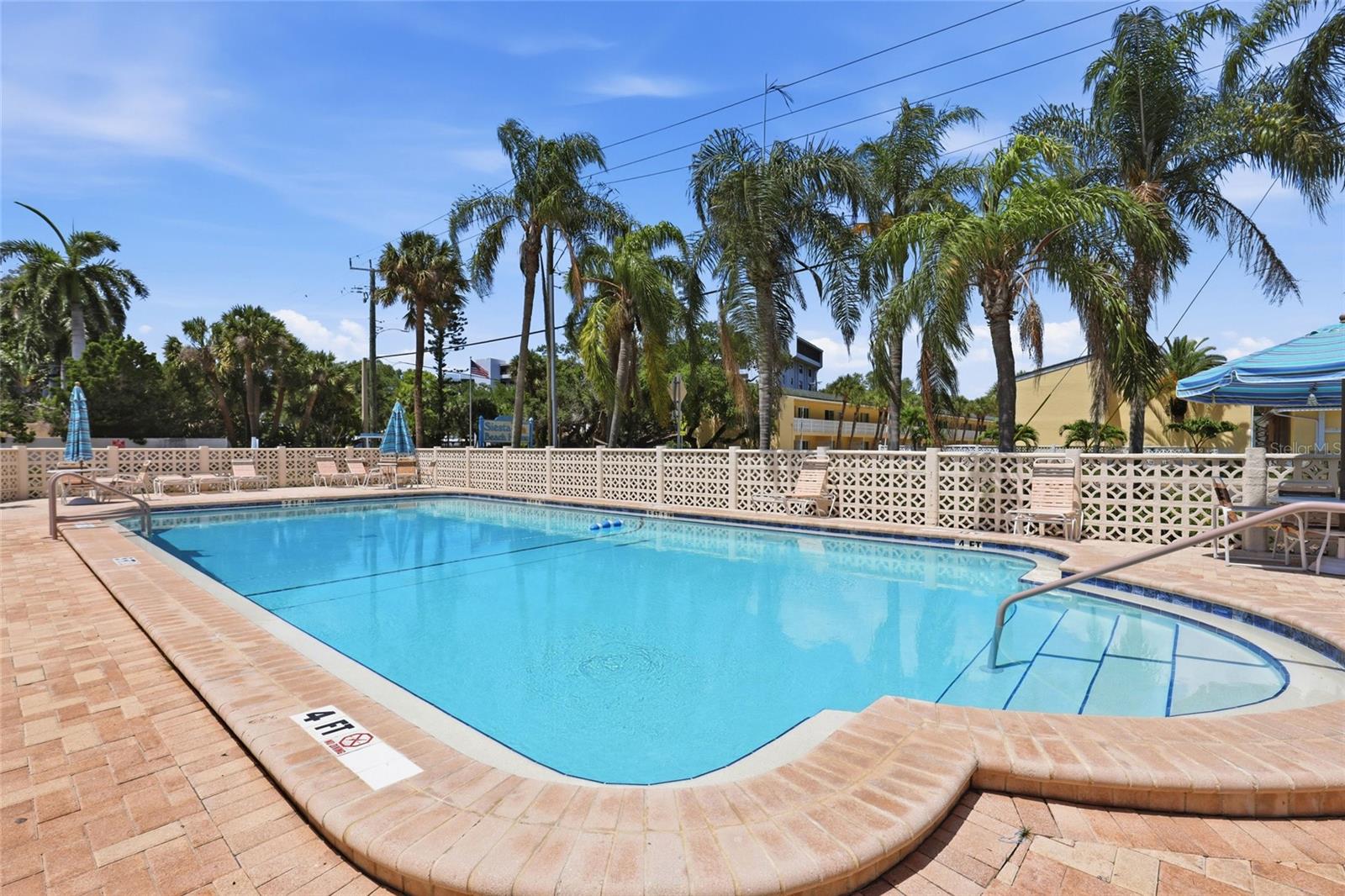5950 MIDNIGHT PASS RD #101, SARASOTA, FL, 34242