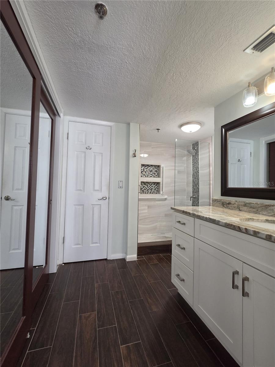 530 E CENTRAL BLVD #604, ORLANDO, FL, 32801