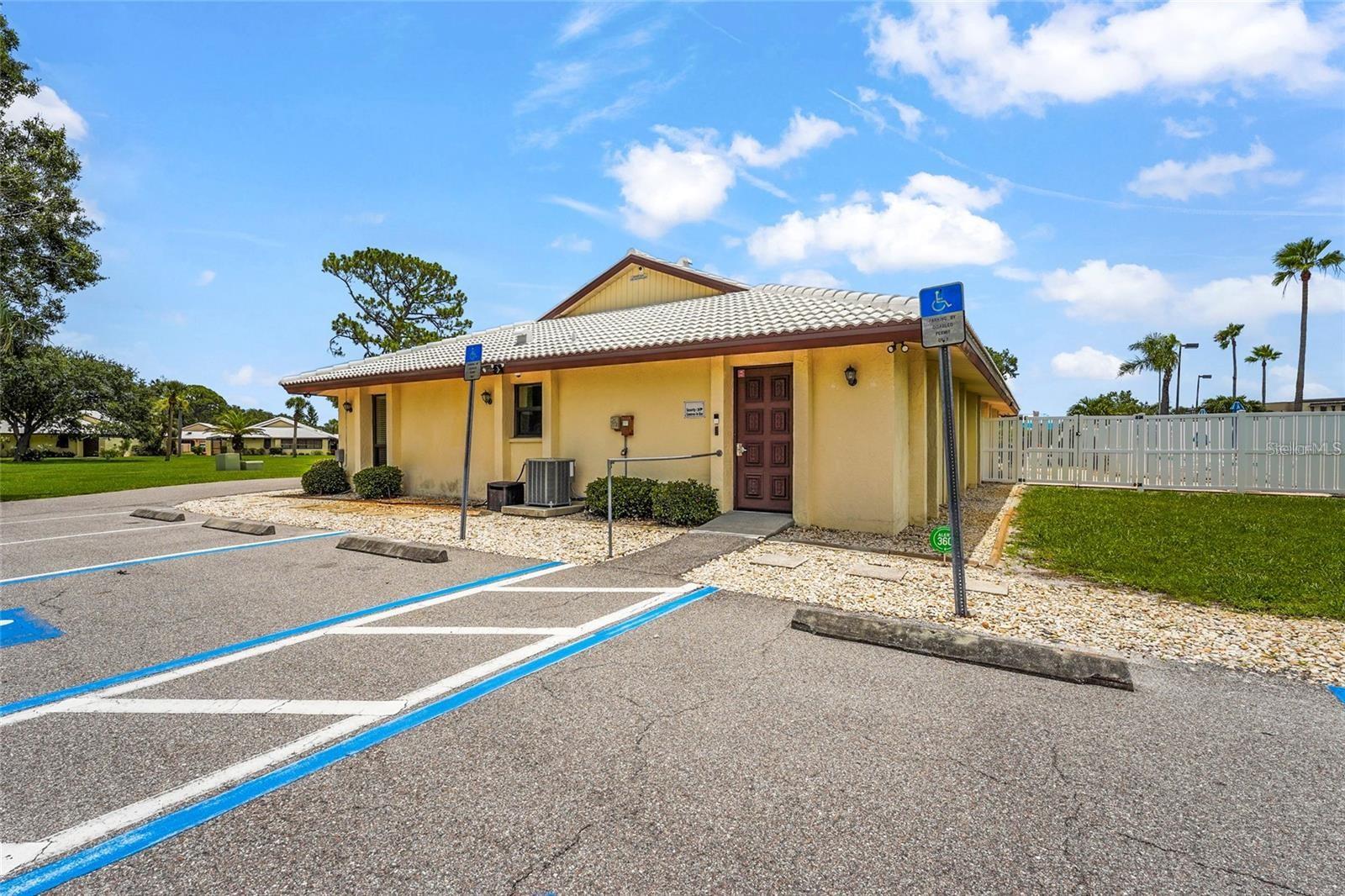 14 IDLE SANDS DR, VENICE, FL, 34293