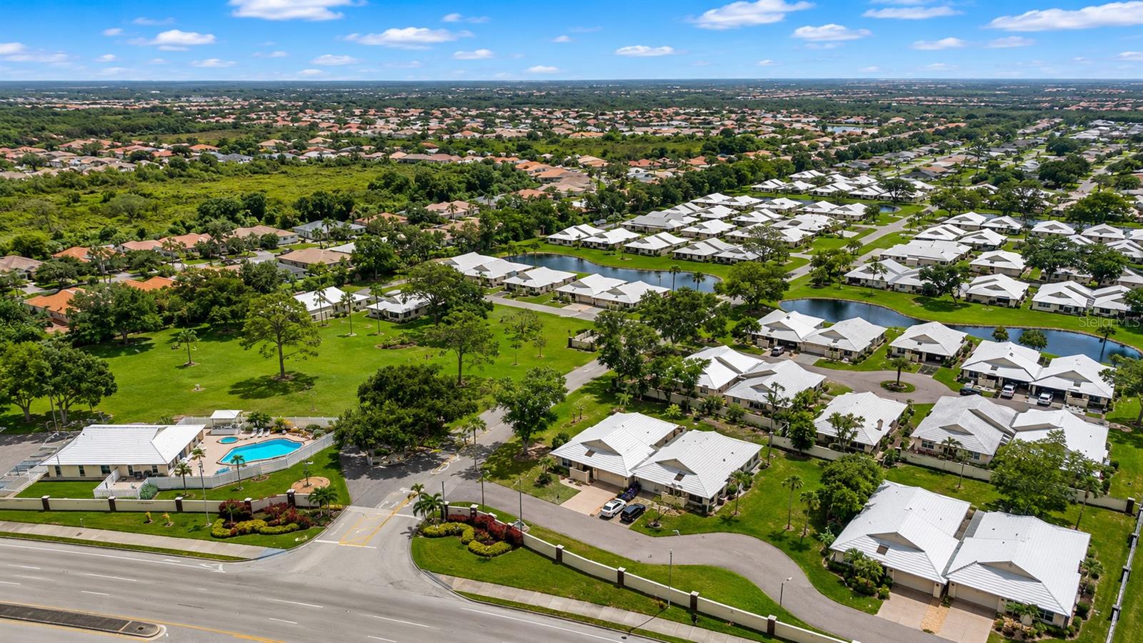 14 IDLE SANDS DR, VENICE, FL, 34293