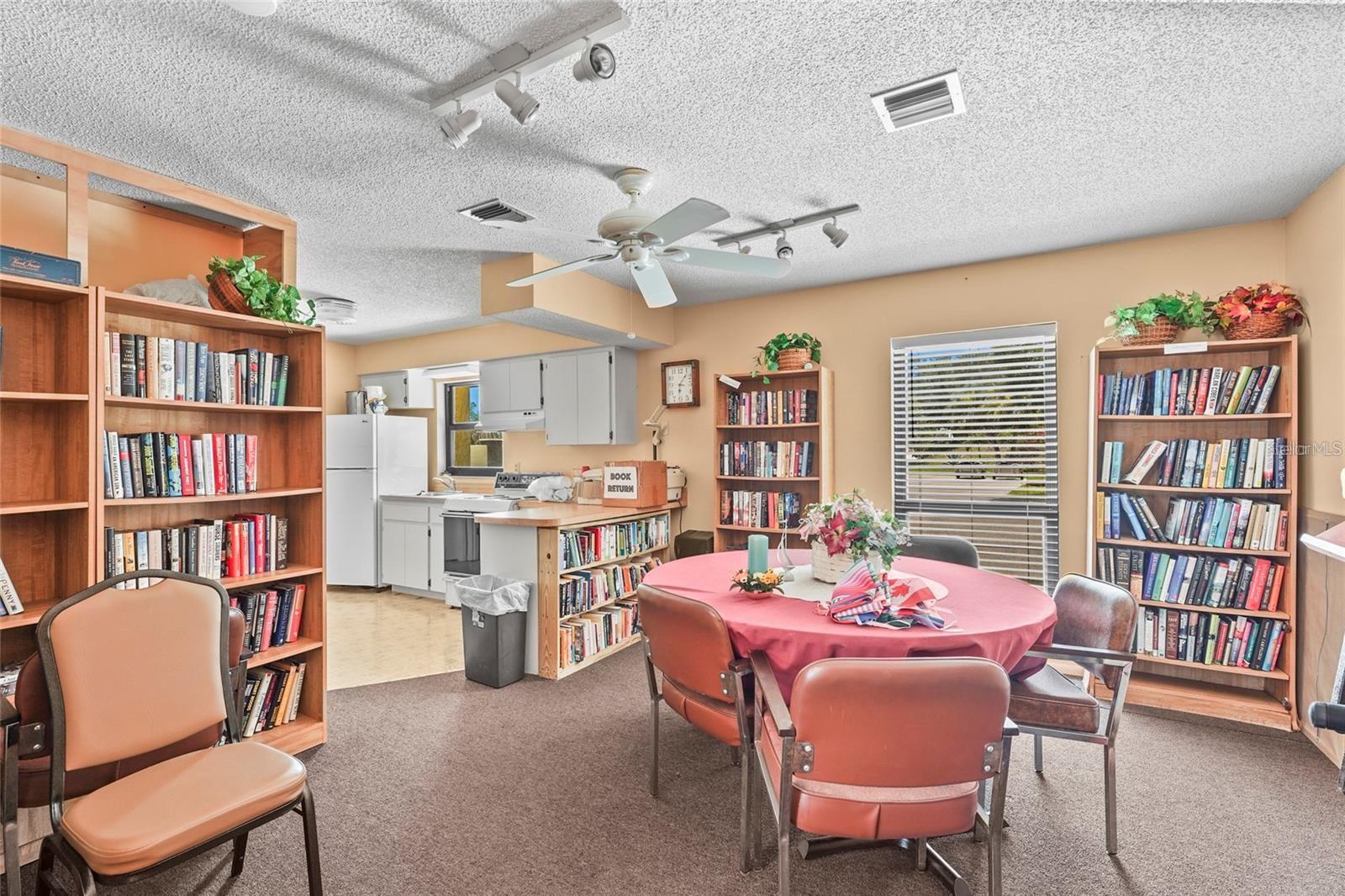 14 IDLE SANDS DR, VENICE, FL, 34293