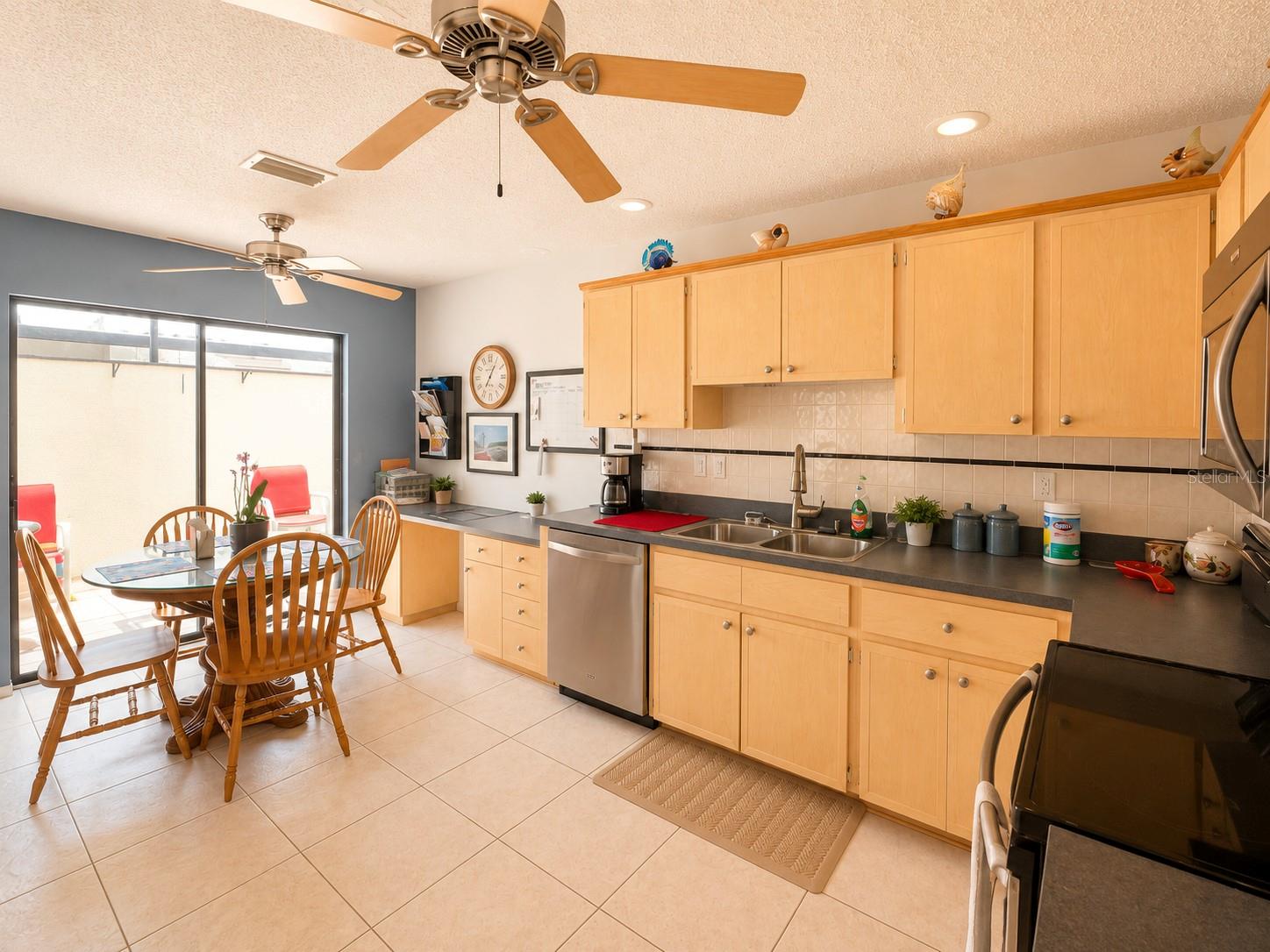 14 IDLE SANDS DR, VENICE, FL, 34293