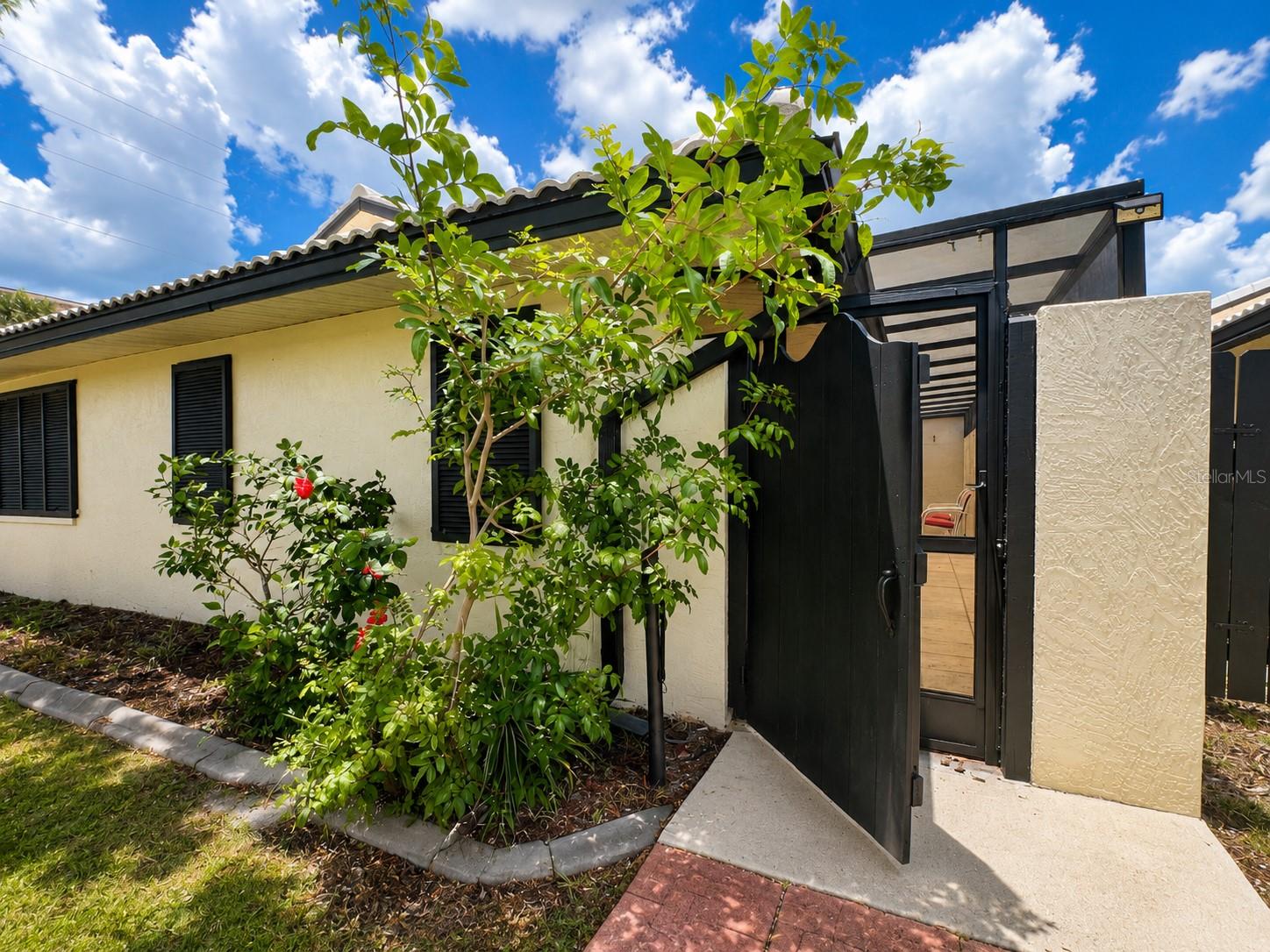 14 IDLE SANDS DR, VENICE, FL, 34293