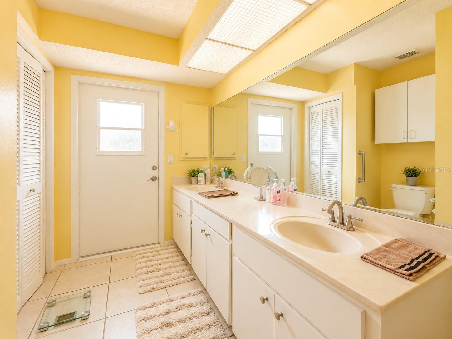 14 IDLE SANDS DR, VENICE, FL, 34293