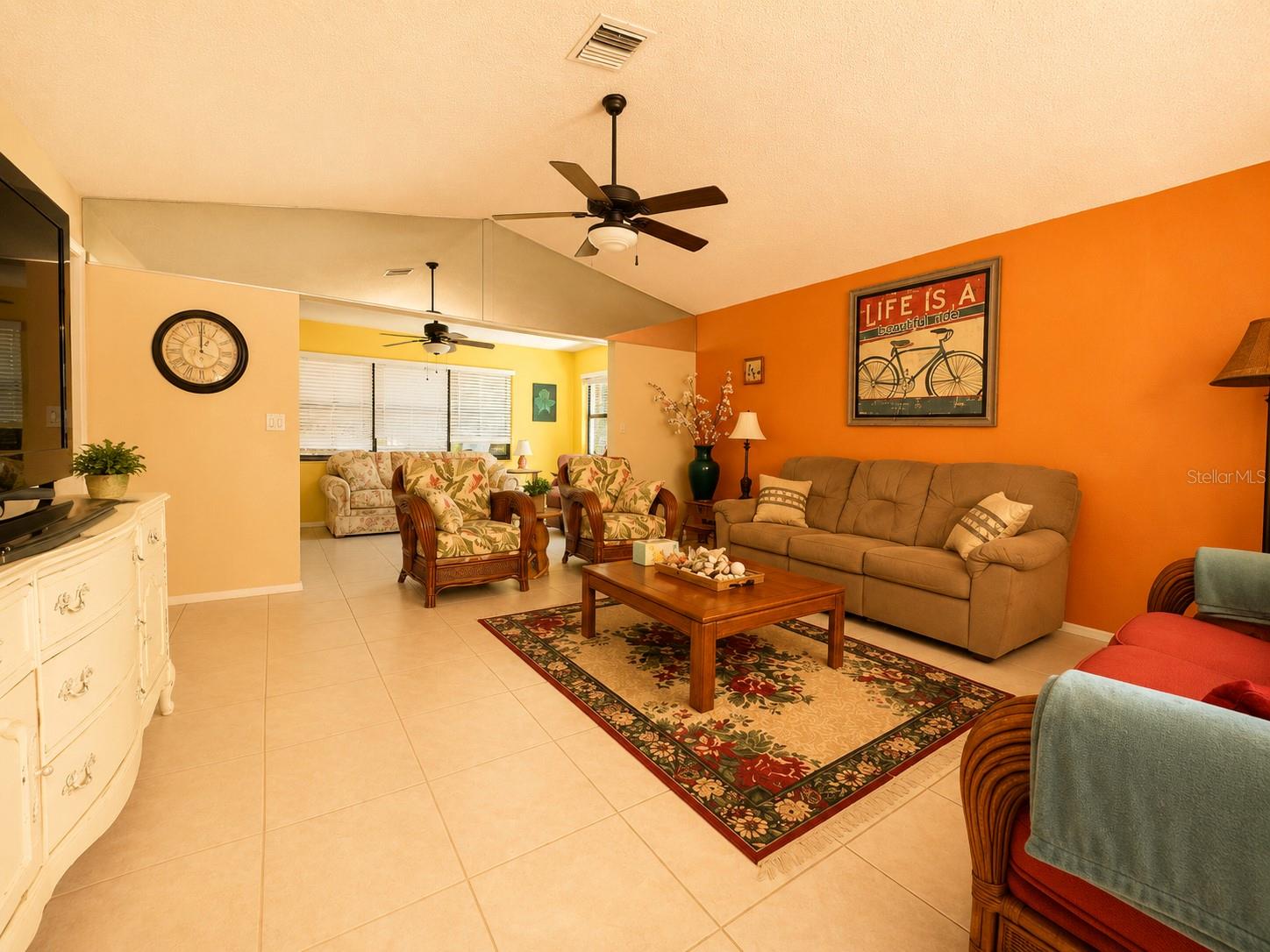 14 IDLE SANDS DR, VENICE, FL, 34293