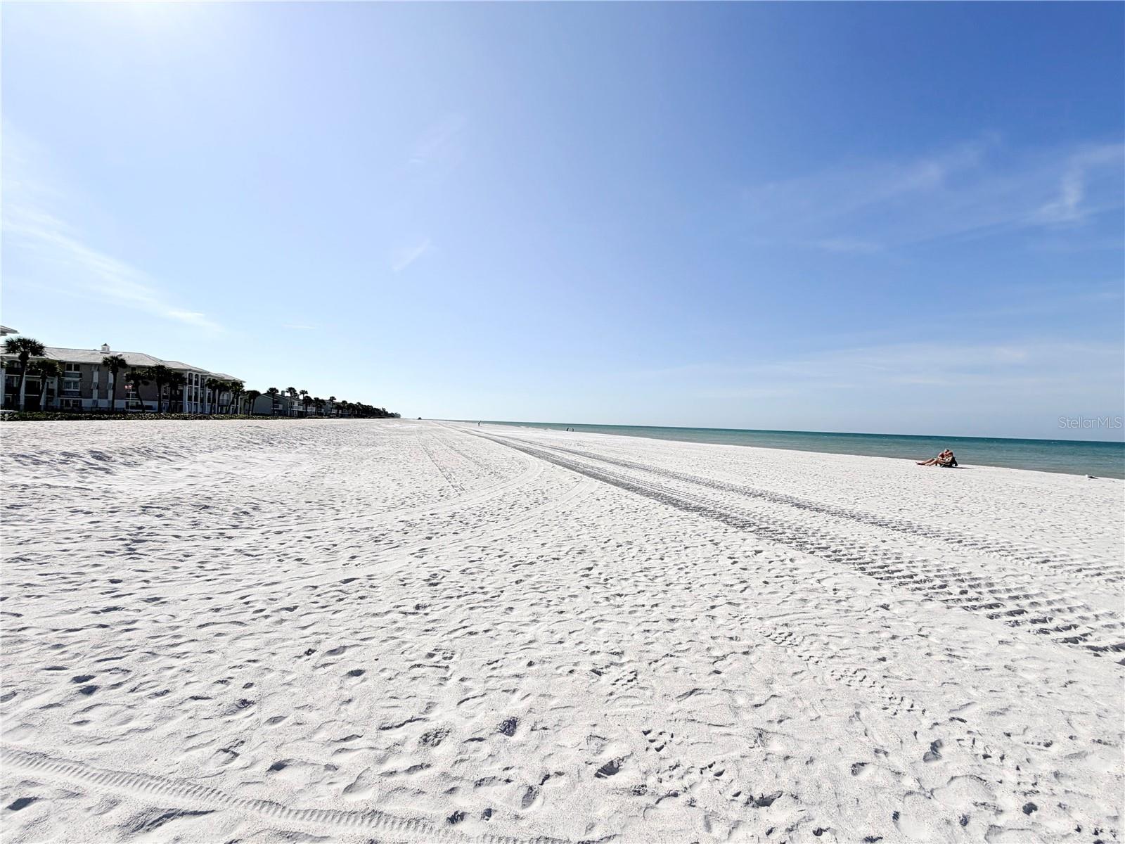 2513 GULF BLVD, BELLEAIR BEACH, FL, 33786
