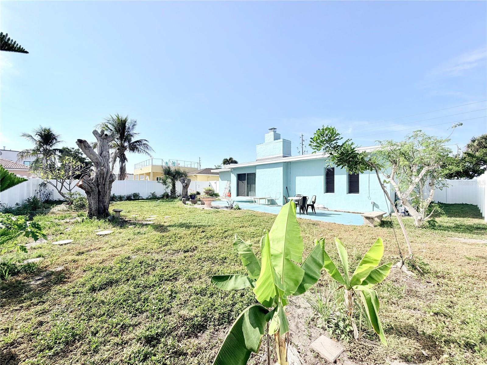 2513 GULF BLVD, BELLEAIR BEACH, FL, 33786