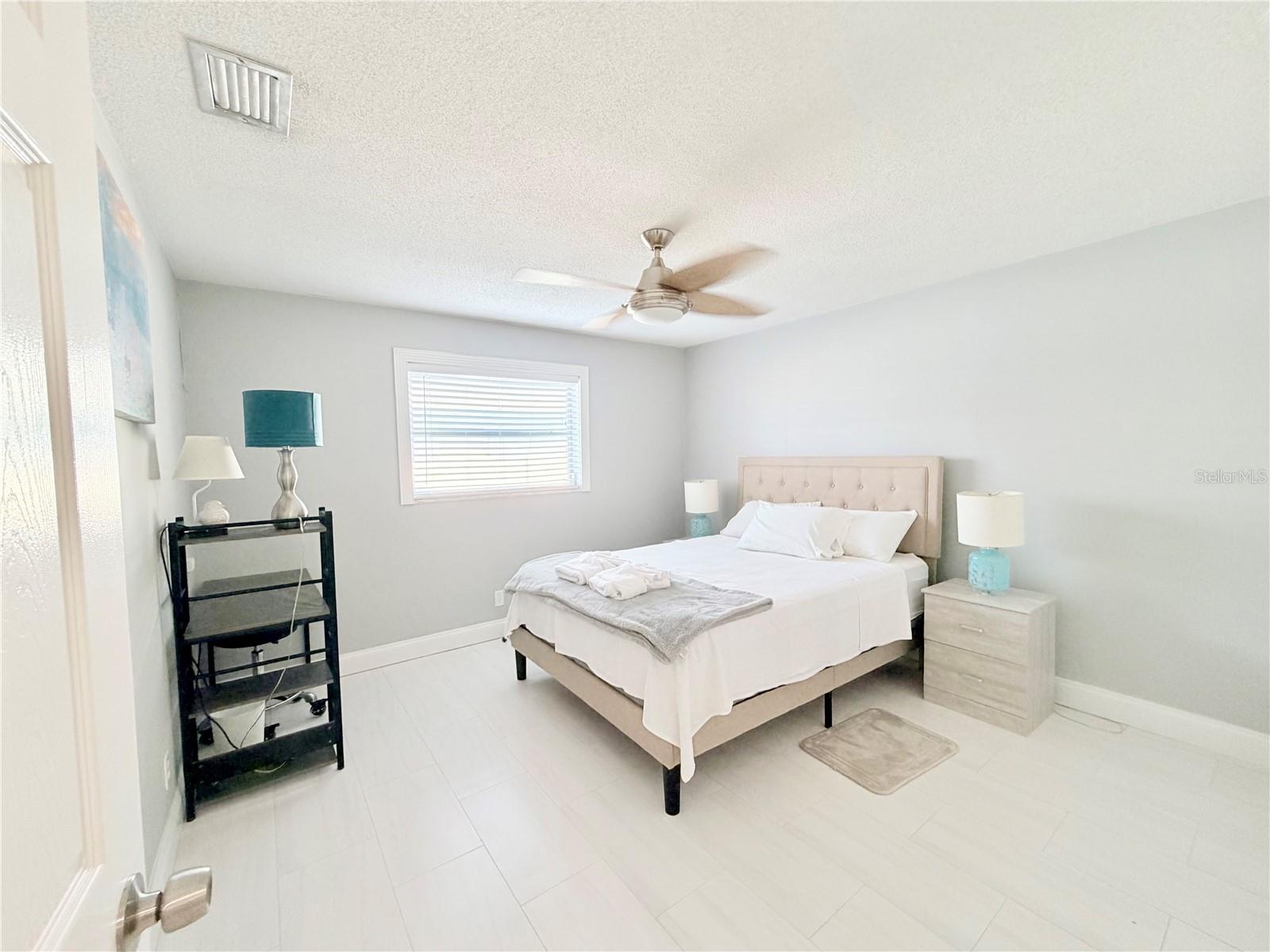 2513 GULF BLVD, BELLEAIR BEACH, FL, 33786