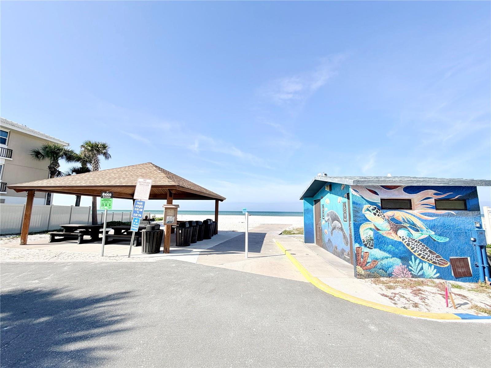 2513 GULF BLVD, BELLEAIR BEACH, FL, 33786