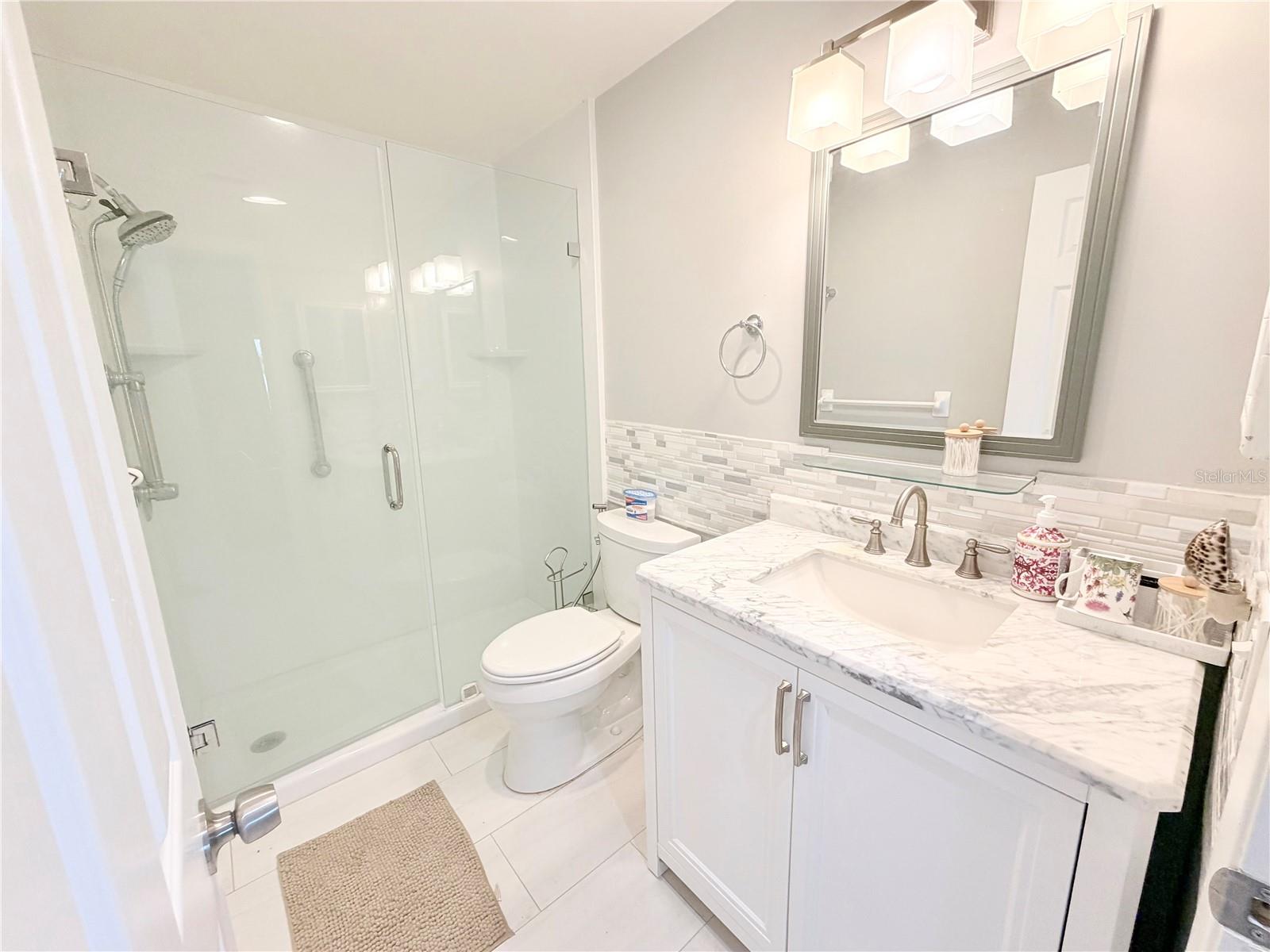 2513 GULF BLVD, BELLEAIR BEACH, FL, 33786