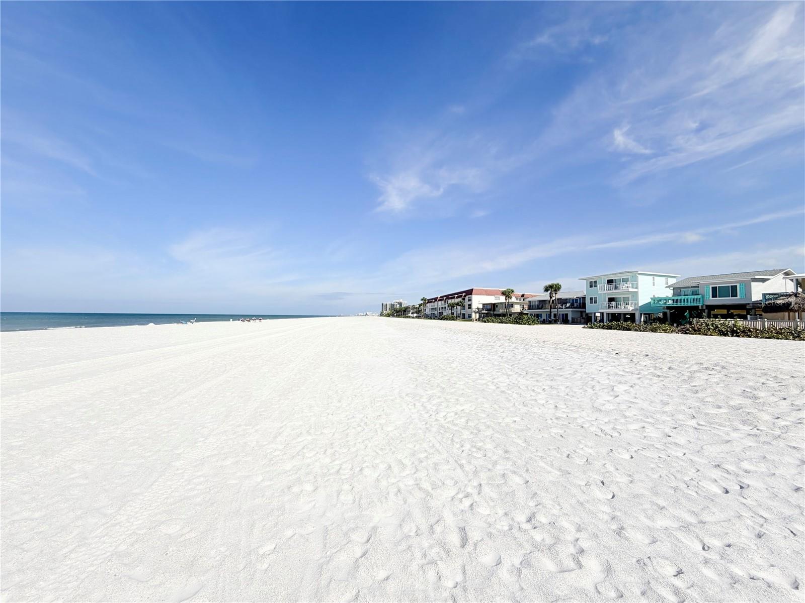 2513 GULF BLVD, BELLEAIR BEACH, FL, 33786