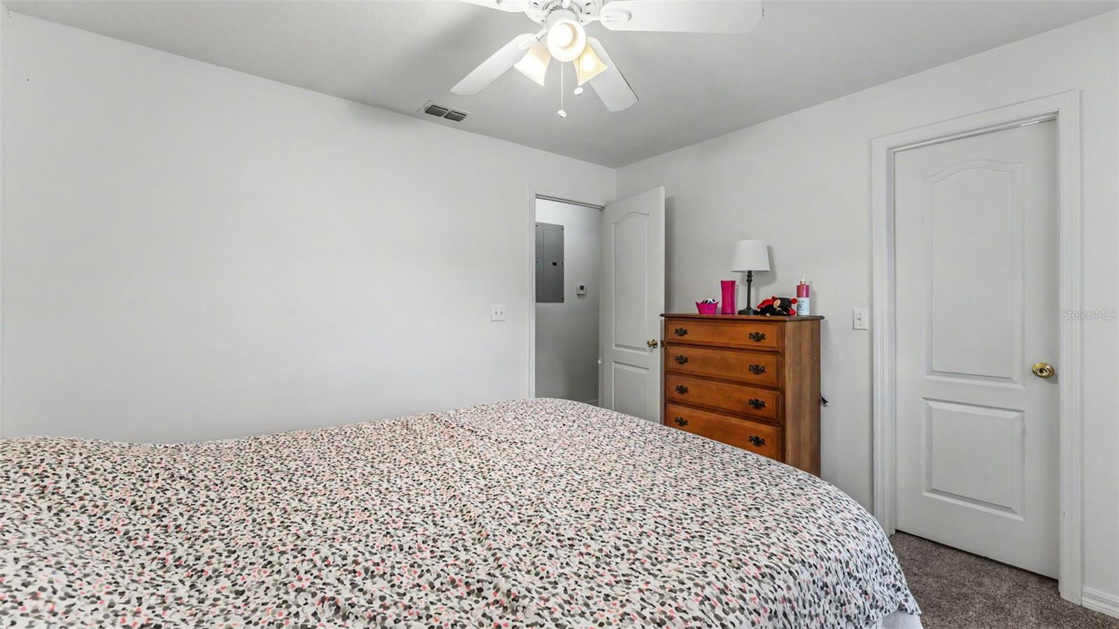 3220 COURTNEY DR, LAKE WALES, FL, 33898