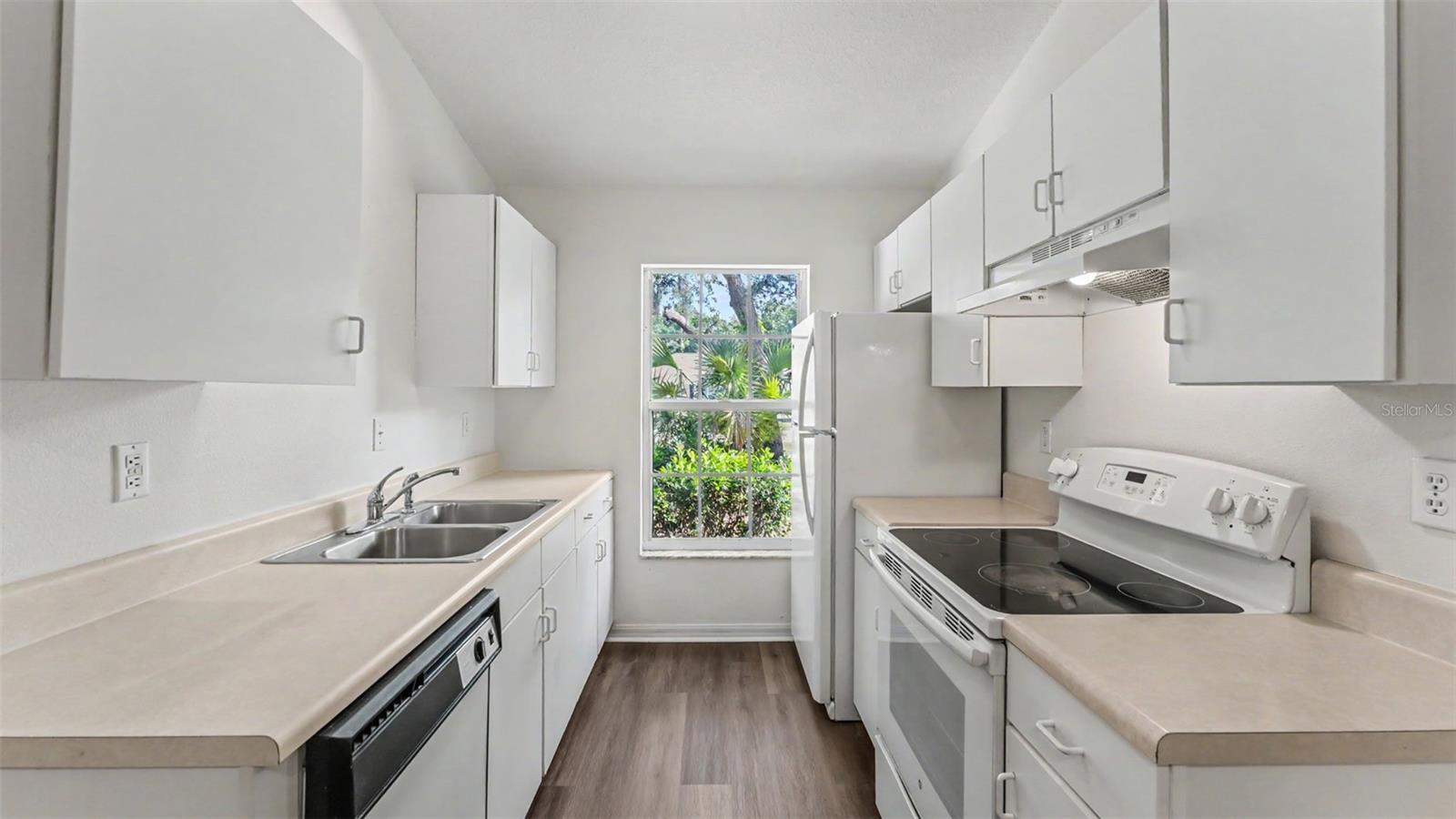 3220 COURTNEY DR, LAKE WALES, FL, 33898