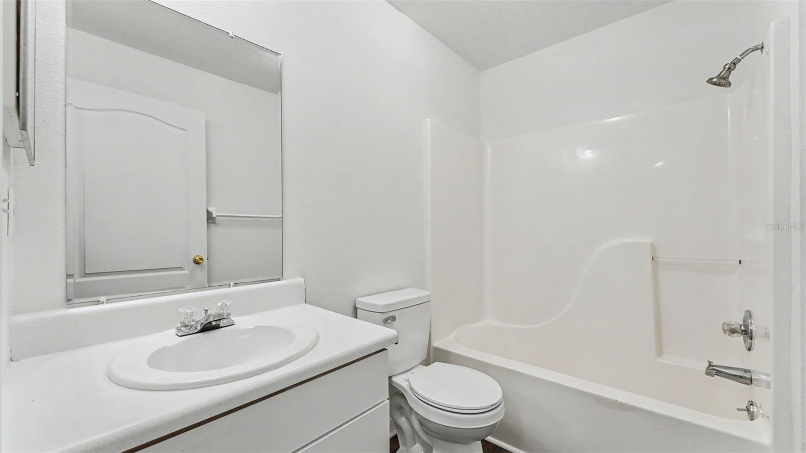 3220 COURTNEY DR, LAKE WALES, FL, 33898