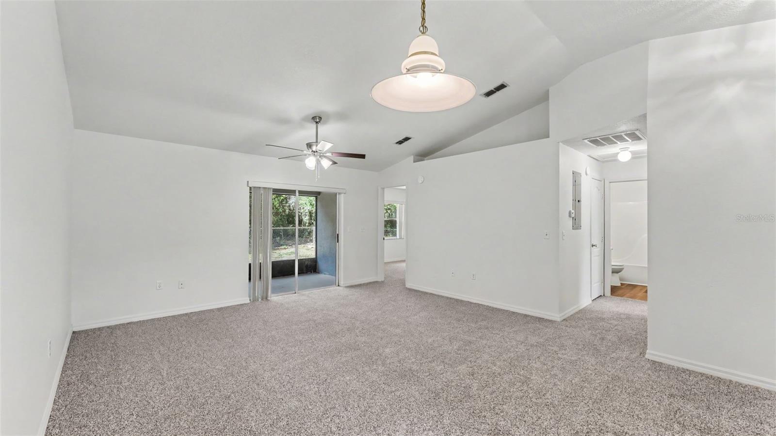 3220 COURTNEY DR, LAKE WALES, FL, 33898