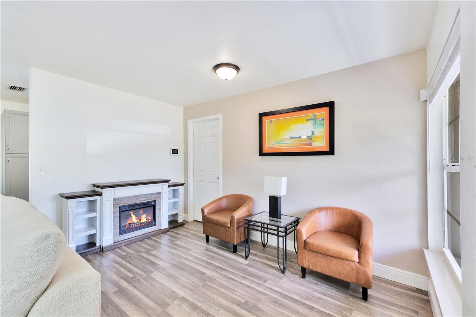4 CHANNING AVE, ORLANDO, FL, 32811