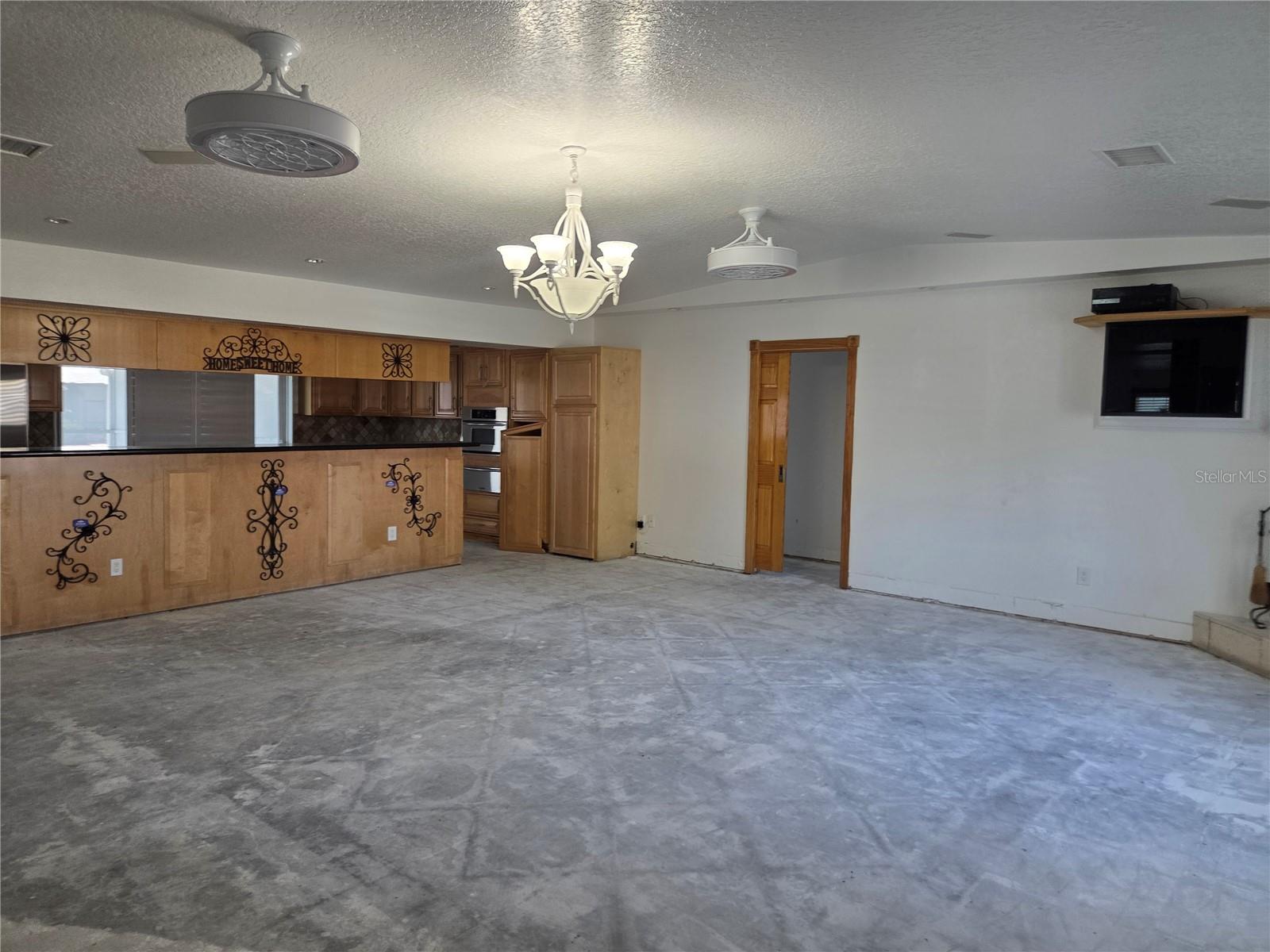 1416 49TH AVE NE, ST PETERSBURG, FL, 33703